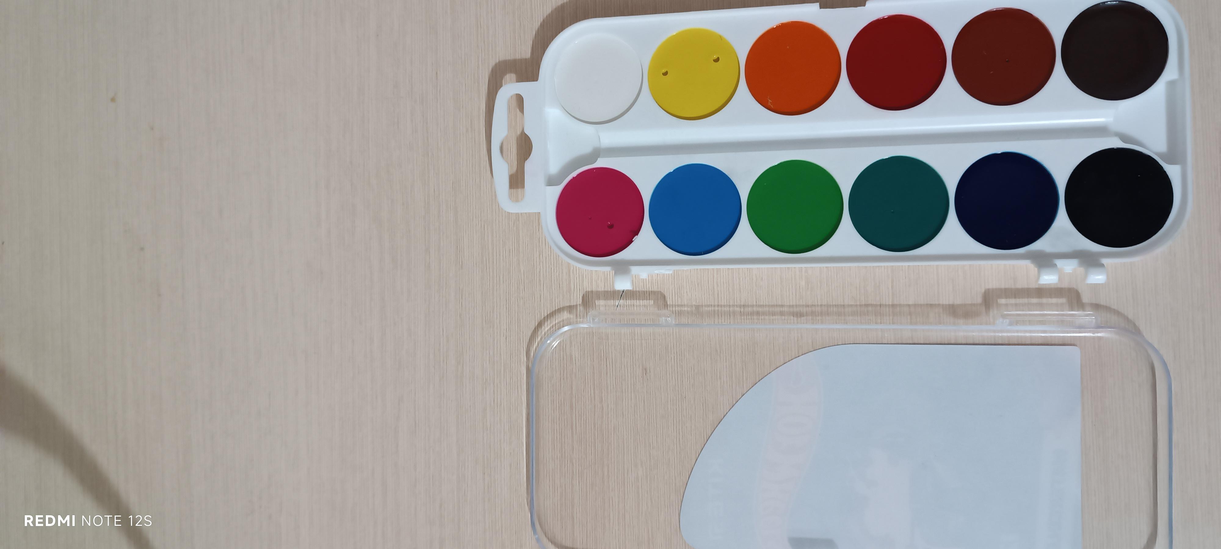 Краски акварельные медовые Hot Wheels 12 цветов HW23-061 KITE в реальных условиях использования от пользователя Ольга.