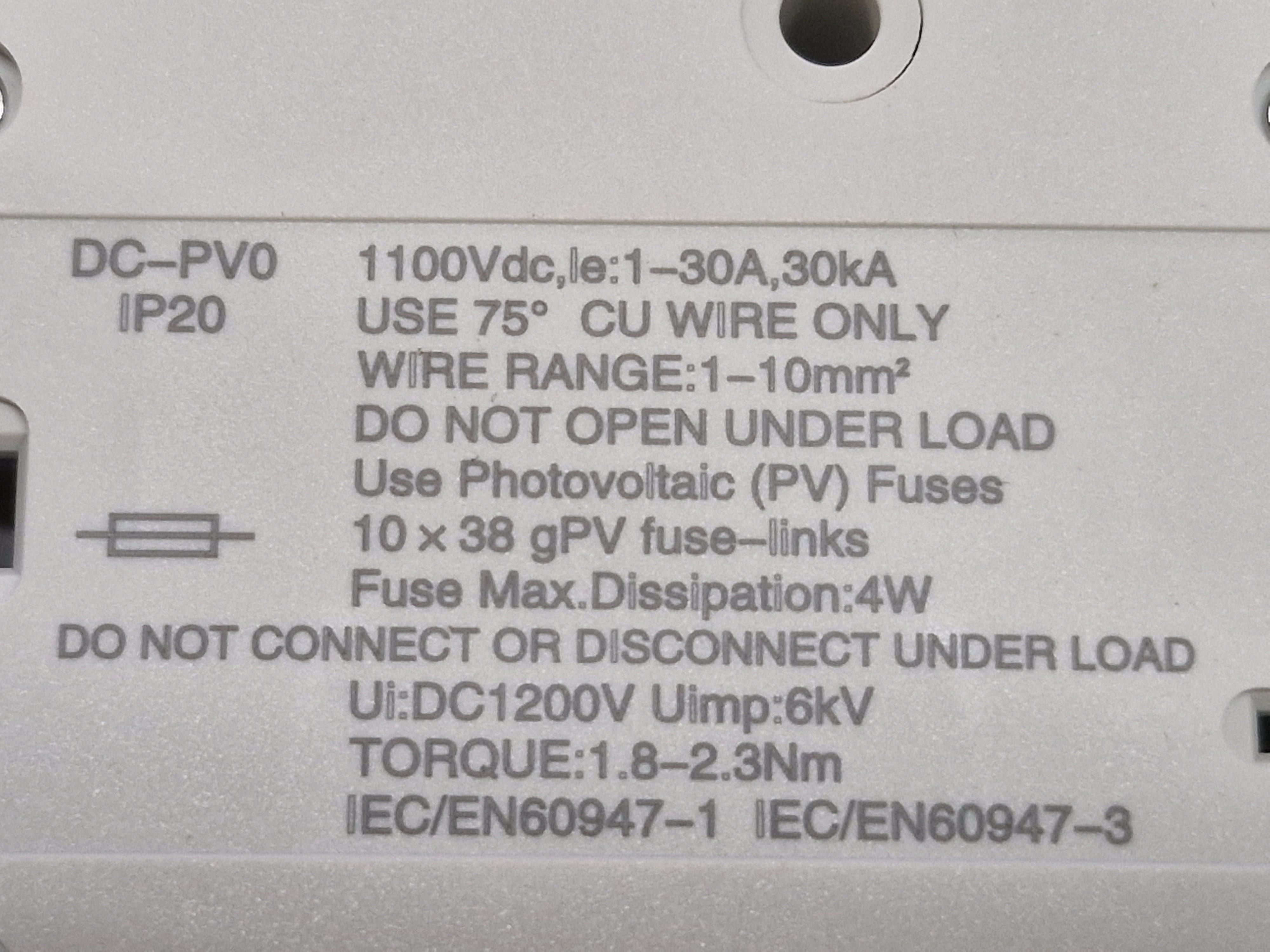 Тримач двополюсний без запобіжників 10x38 мм TOMZN для сонячних панелей LED індикація до 1100V PV клас gPV (22120338) - фото 10 Тримач двополюсний без запобіжників 10x38 мм TOMZN для сонячних панелей LED індикація до 1100V PV клас gPV (22120338) - фото 10