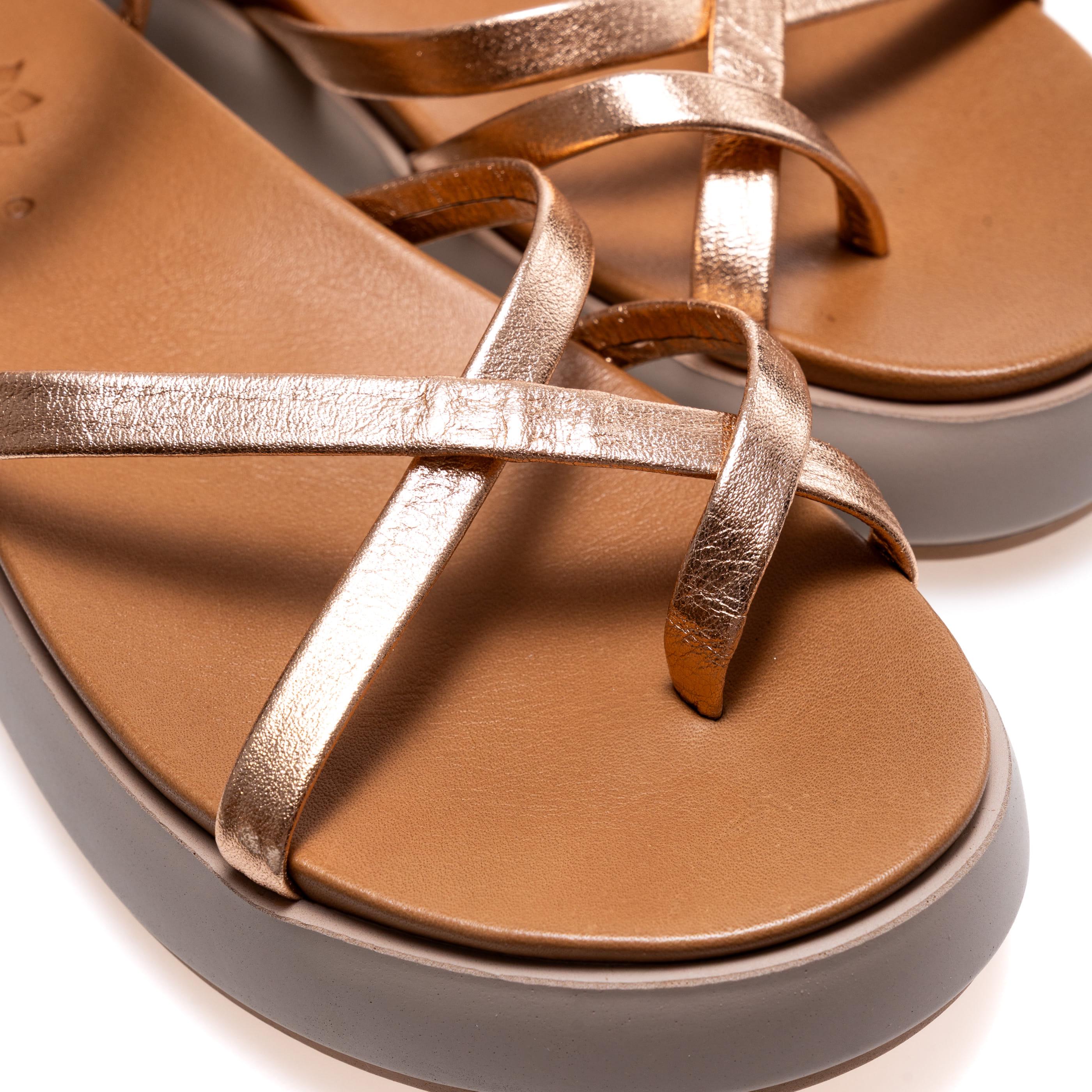 Босоножки Magnolya 01645 р. 38 Золотой (104363984) - фото 4 Босоножки Magnolya 01645 р. 38 Золотой (104363984) - фото 4