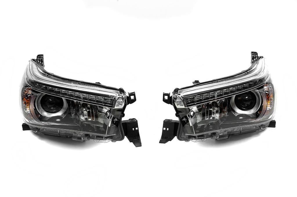 Передняя оптика Cixtai ОЭМ V1 2015-2019 для Toyota Hilux 2015- гг. поликарбонат 2 шт. (73843)
