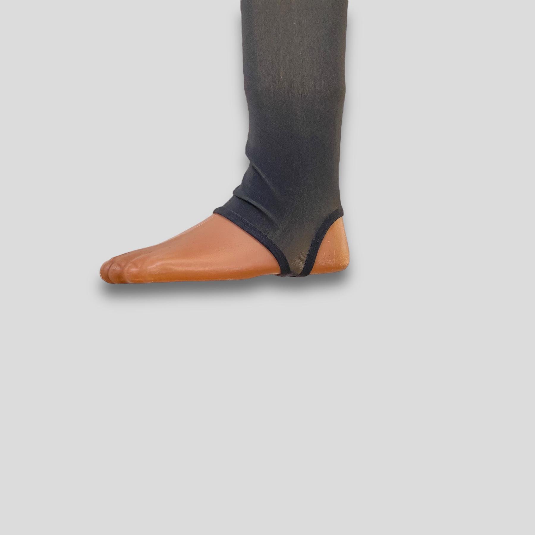 Лосины женские ШУГУАН с эффектом капрона 4XL Черный (F010) - фото 9 Лосины женские ШУГУАН с эффектом капрона 4XL Черный (F010) - фото 9