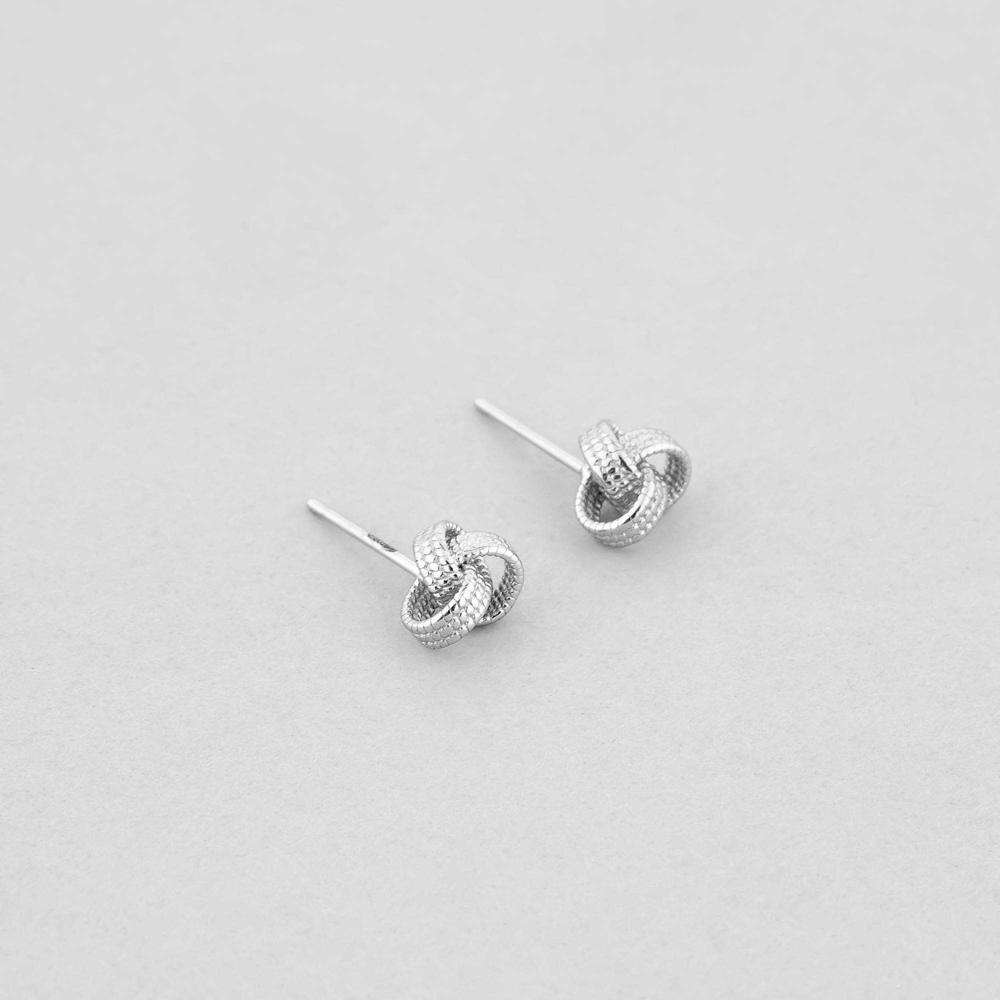 Серебряные серьги Minimal Сплетение судьбы (10411)