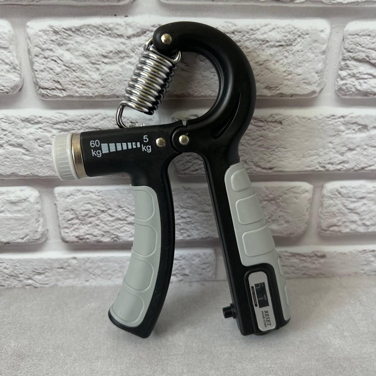 Эспандер кистевой 5-60 кг со счетчиком и регулируемой нагрузкой Black/Grey