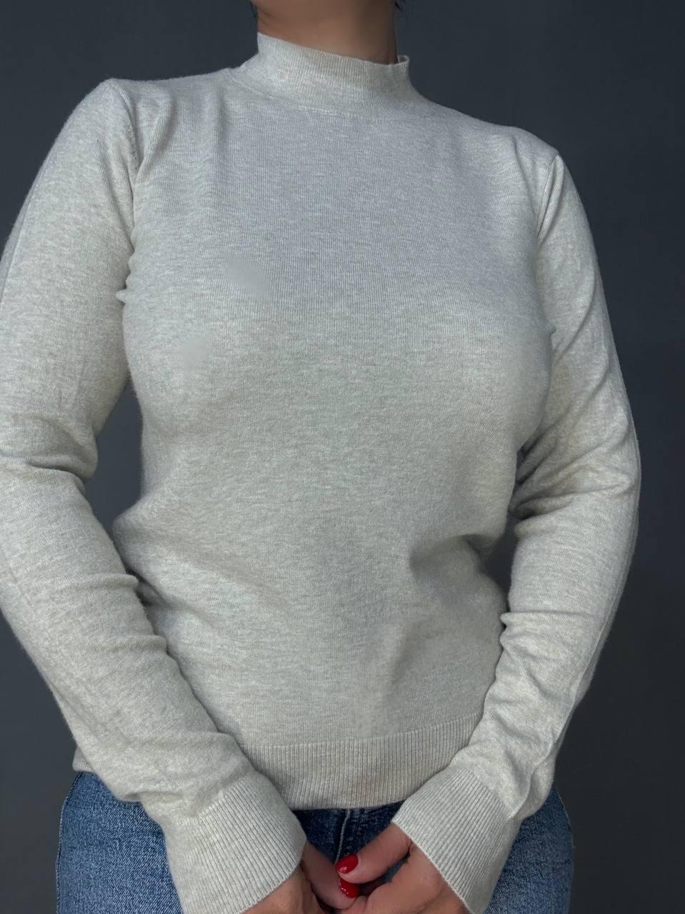 Светр жіночий A-N 106 водолазка гольф з коміром стійкою базовий OS Бежевий (5408) - фото 7