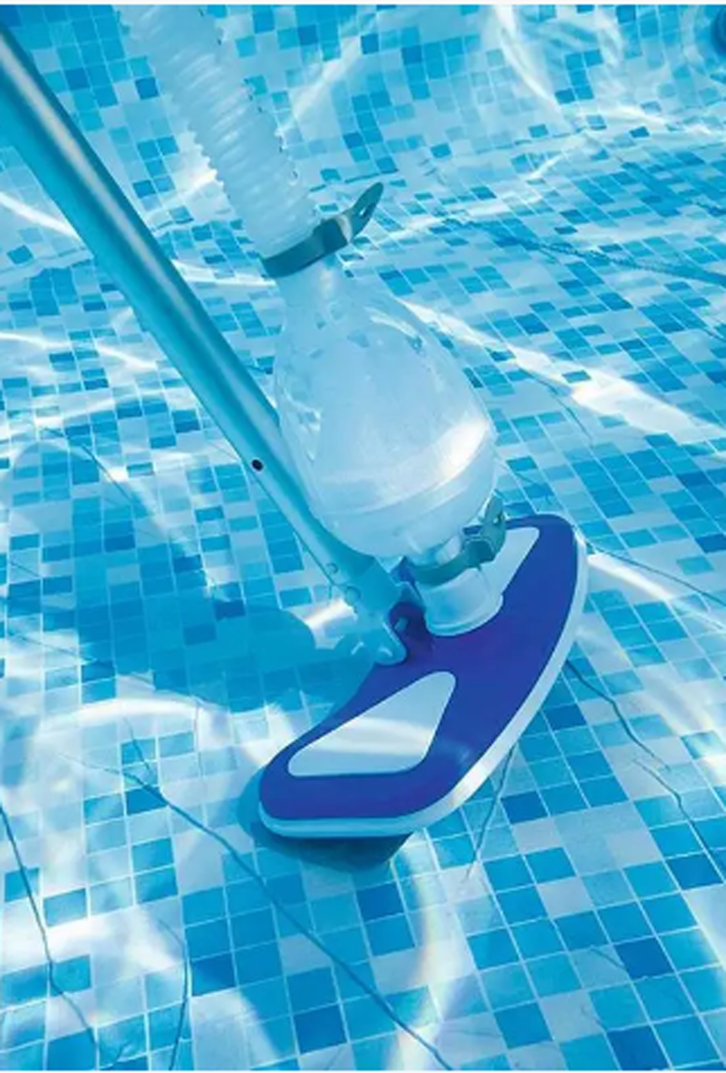 Комплект для чищення басейну Bestway 58237 зі скімером та ручним пилотягом для надувних і каркасних басейнів (34-9-58237) - фото 4 Комплект для чищення басейну Bestway 58237 зі скімером та ручним пилотягом для надувних і каркасних басейнів (34-9-58237) - фото 4