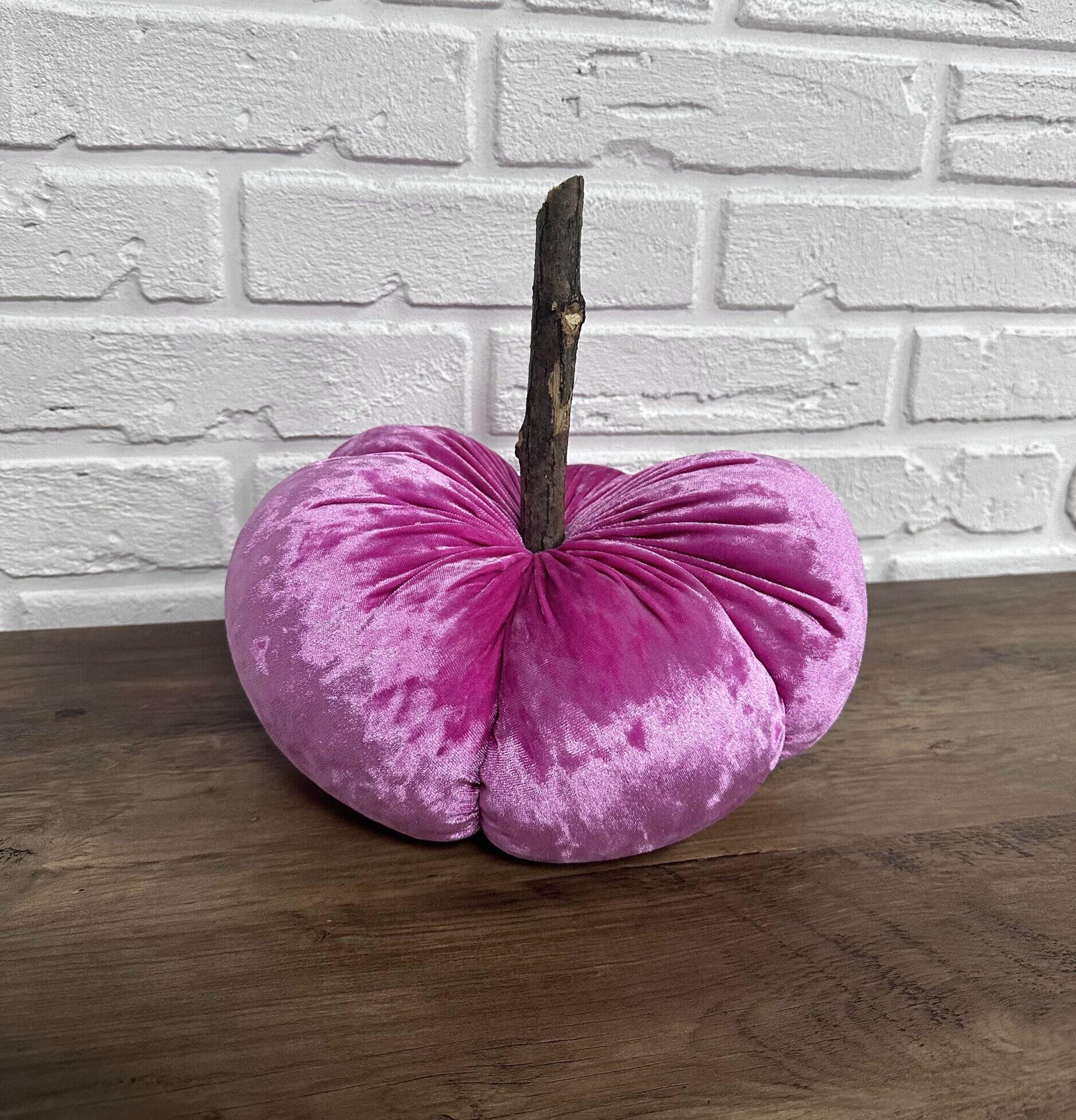 Подушка Comfort Home тыква с декором велюровая мраморная Ø 45 см