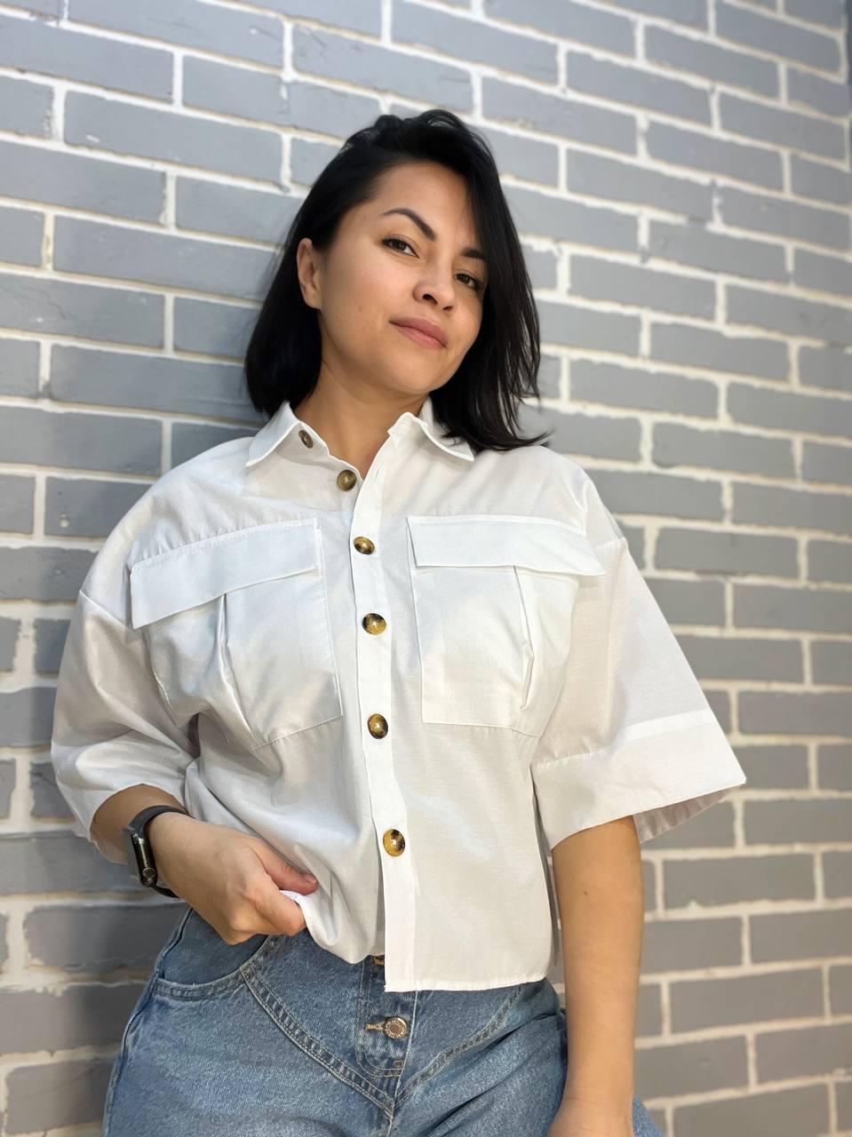 Сорочка жіноча MIX RAY 3656 коротка широка з накладеними кишенями на гудзиках L Білий (2671) - фото 2