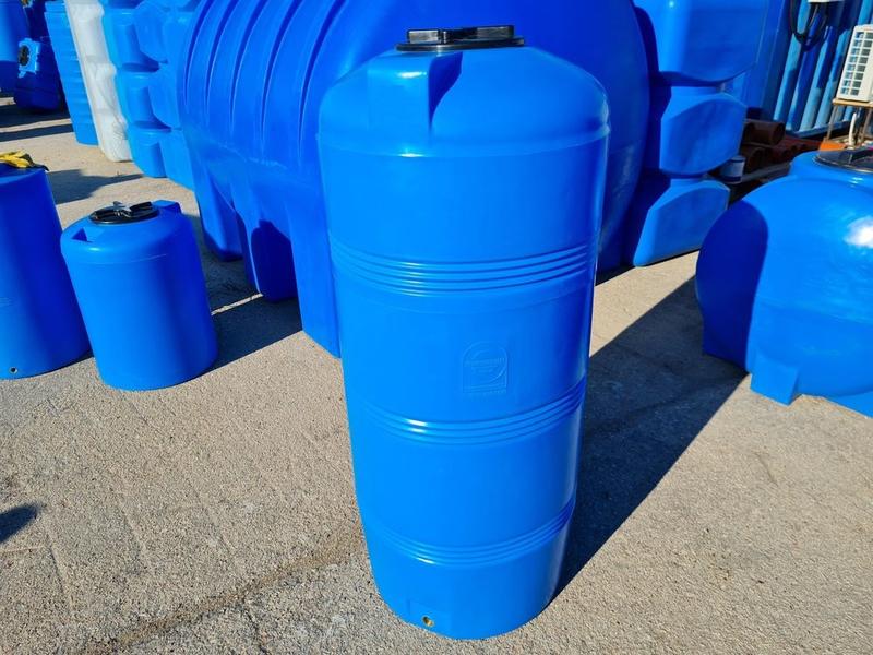 Бак для воды из пищевого пластика 320 л (V-320) - фото 6 Бак для воды из пищевого пластика 320 л (V-320) - фото 6