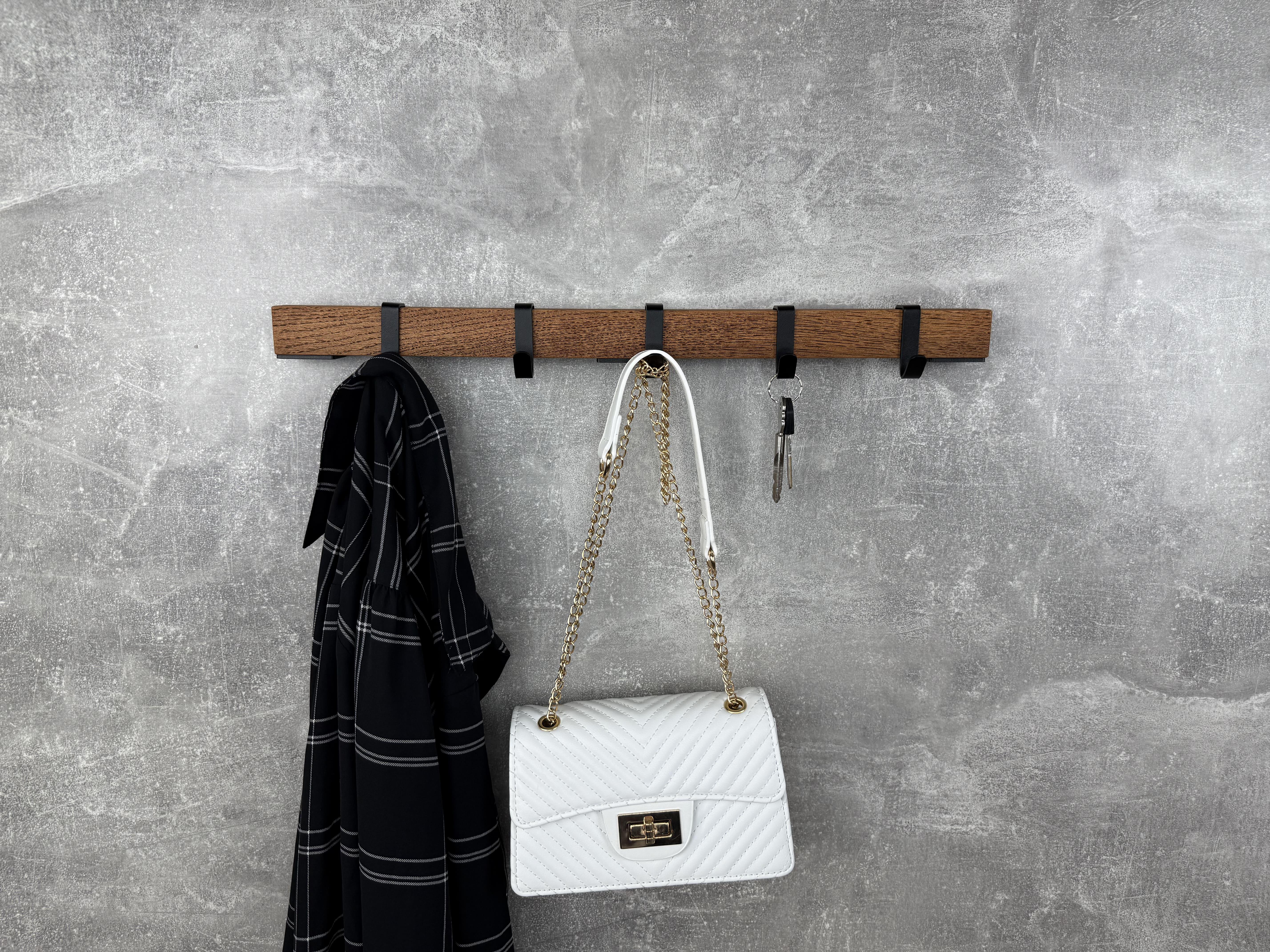 Вешалка с металлическими крючками AirBranch 50 см