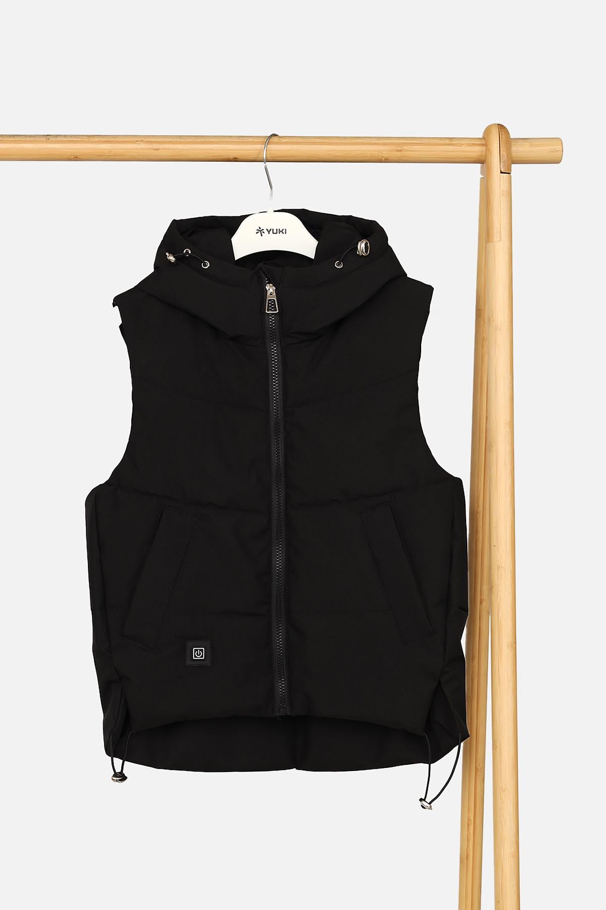 Жилет утепленный для девочки 164 см Черный (SKT001043409)