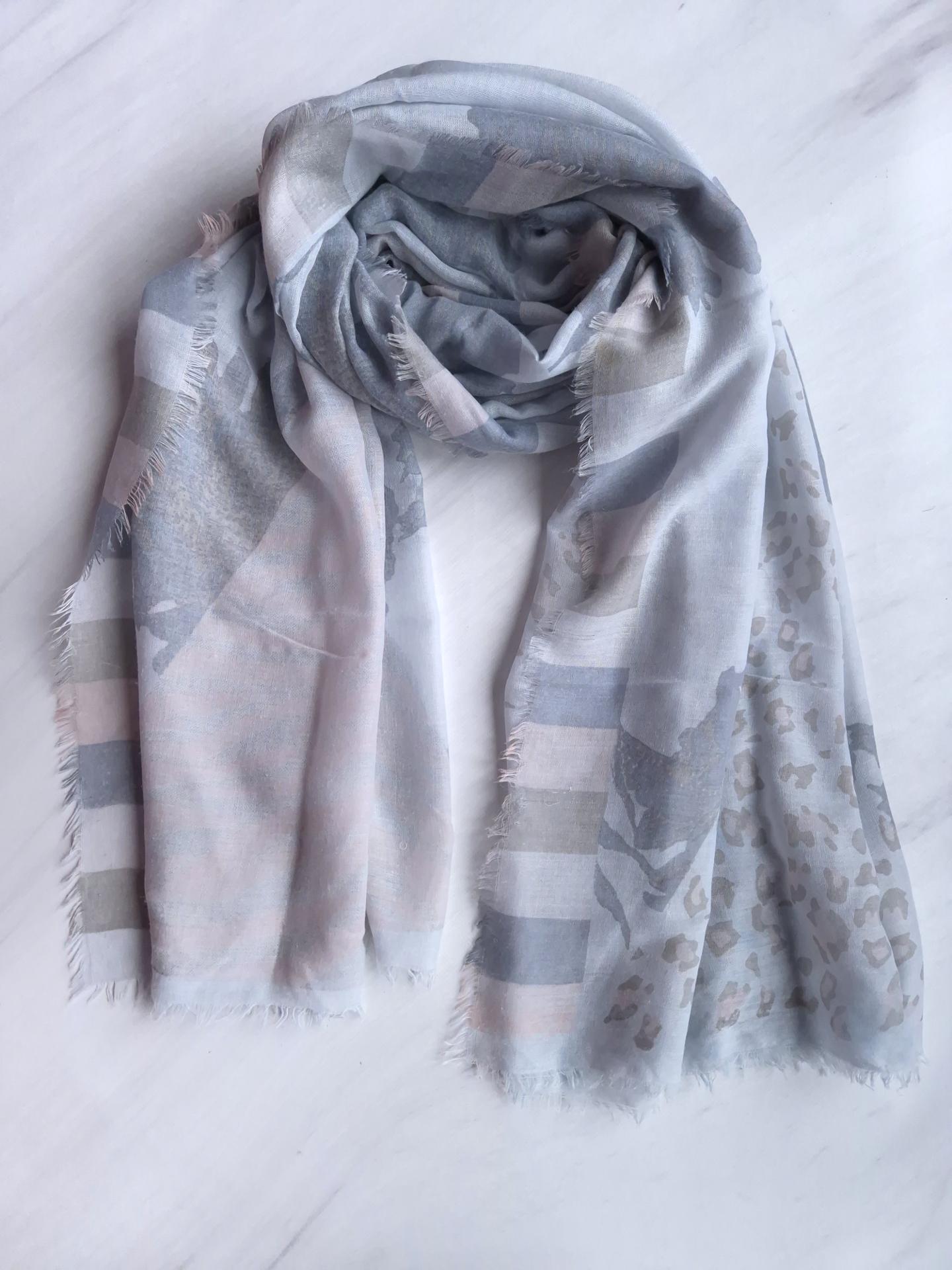 Шарф-палантин жіночий в леопардовий принт весна-осінь 184х100 см Сірий (14948)