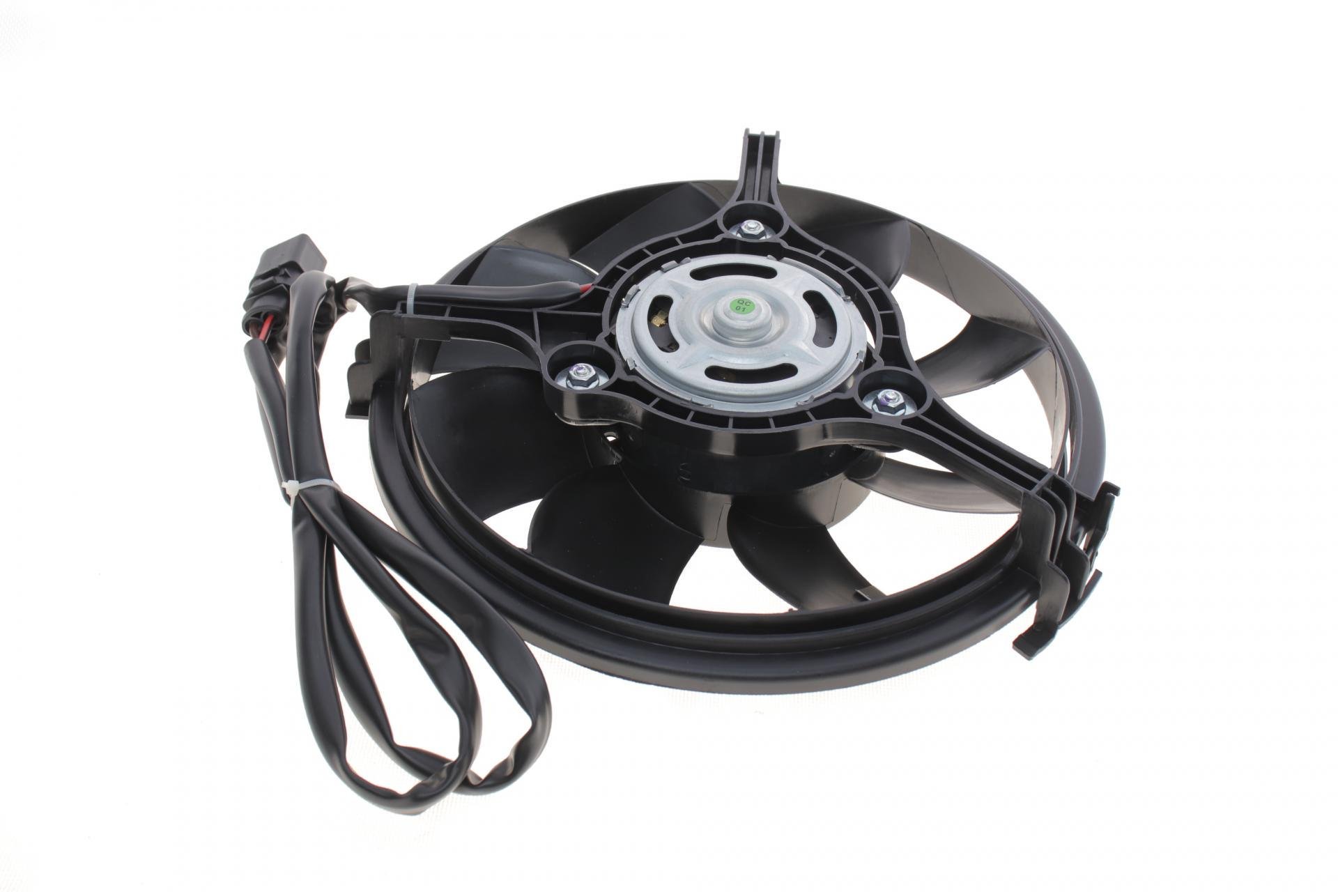 Вентилятор радиатора электрический Audi A6/VW Passat 1,6-3,0 97-05 (47384)