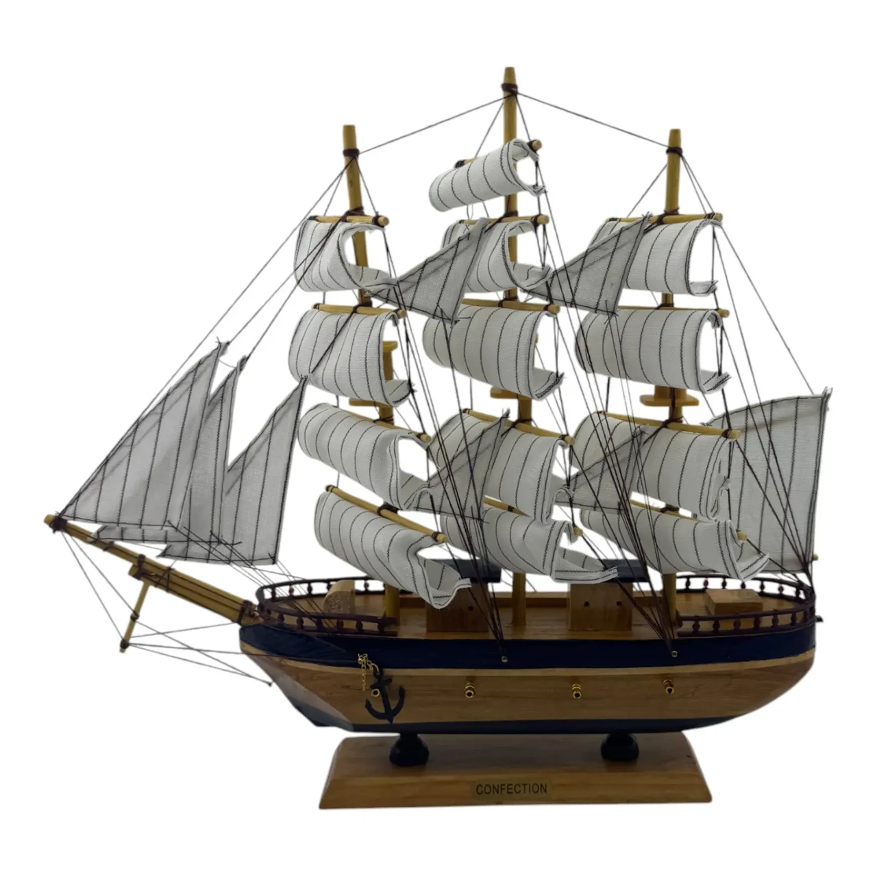 Модель вітрильника на підставці 40х34х6,5 см (34739D)