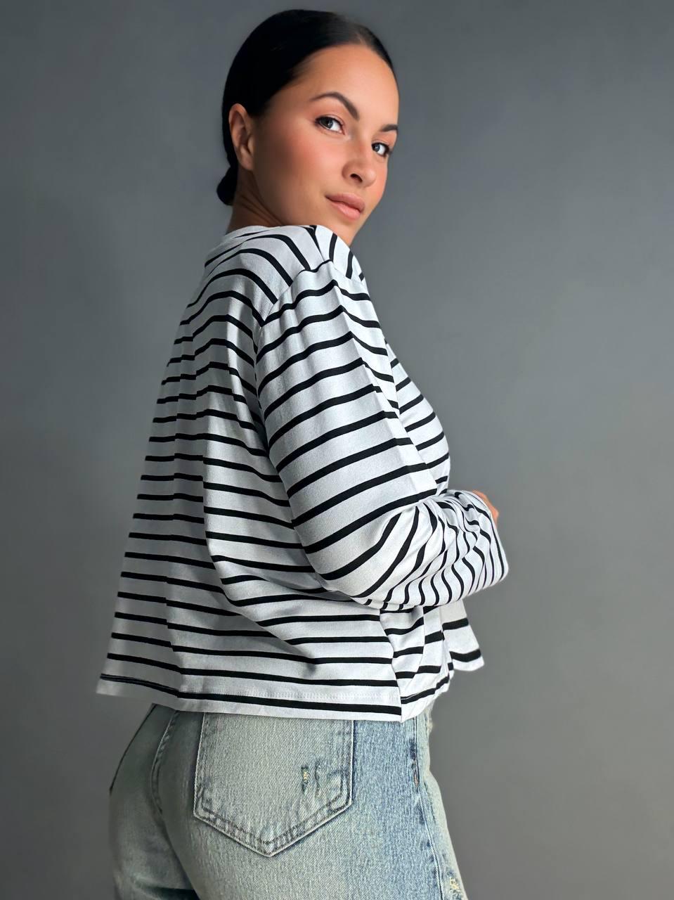 Лонгслів жіночий KEYYMOD 34094 реглан в смужку з підплічниками вільний крій оверсайз M Білий (1508) - фото 6 Лонгслів жіночий KEYYMOD 34094 реглан в смужку з підплічниками вільний крій оверсайз M Білий (1508) - фото 6