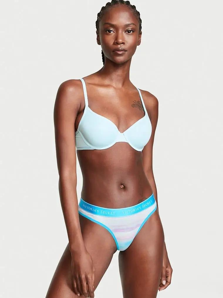 Трусики хлопковые Victoria's Secret Logo Thong Panty M Голубой (26423139) Трусики хлопковые Victoria's Secret Logo Thong Panty M Голубой (26423139)