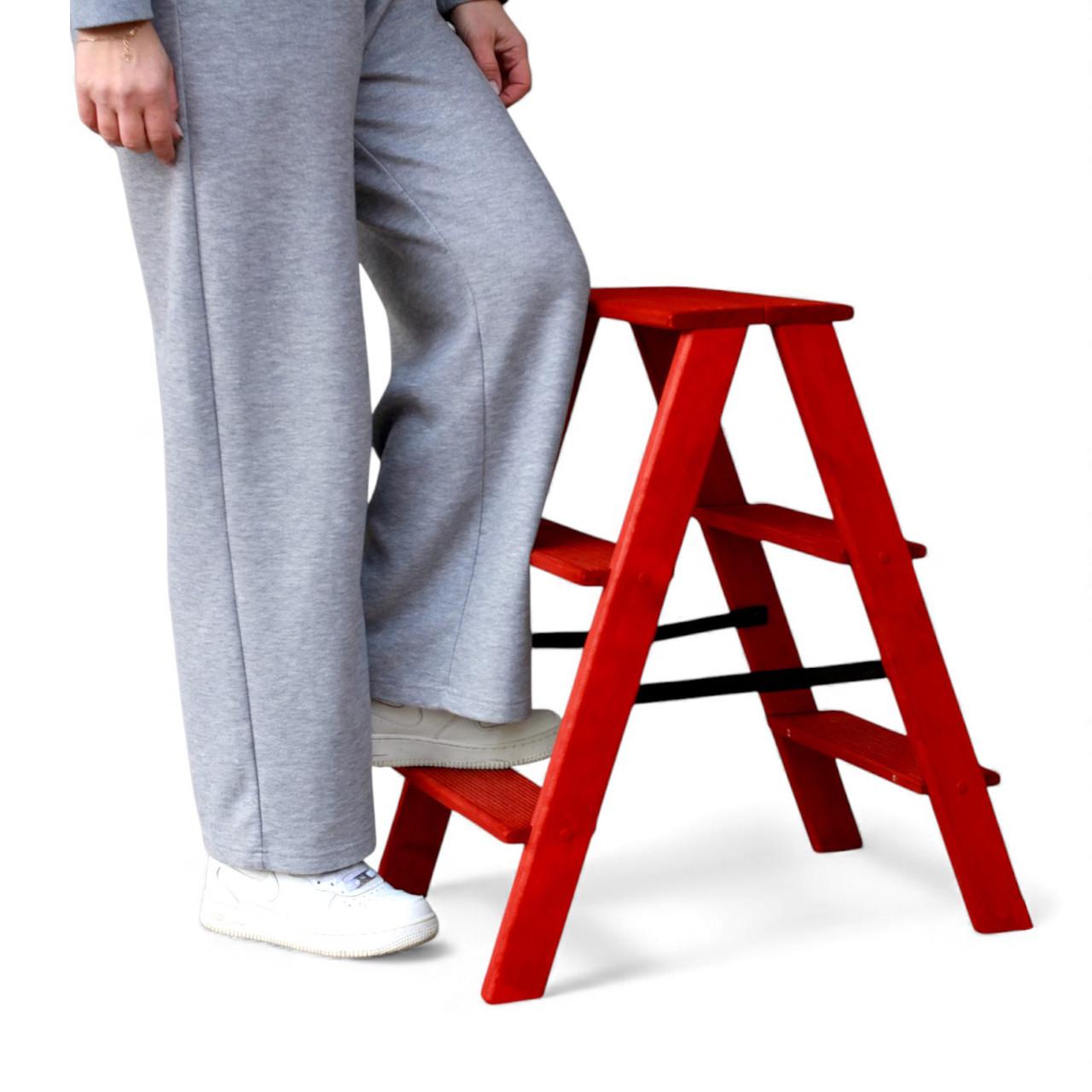 Табурет-лестница деревянный Студія Дерева Вільха Вестерн бытовой двусторонний 3 ступеньки Красный (31002859) - фото 2 Табурет-лестница деревянный Студія Дерева Вільха Вестерн бытовой двусторонний 3 ступеньки Красный (31002859) - фото 2