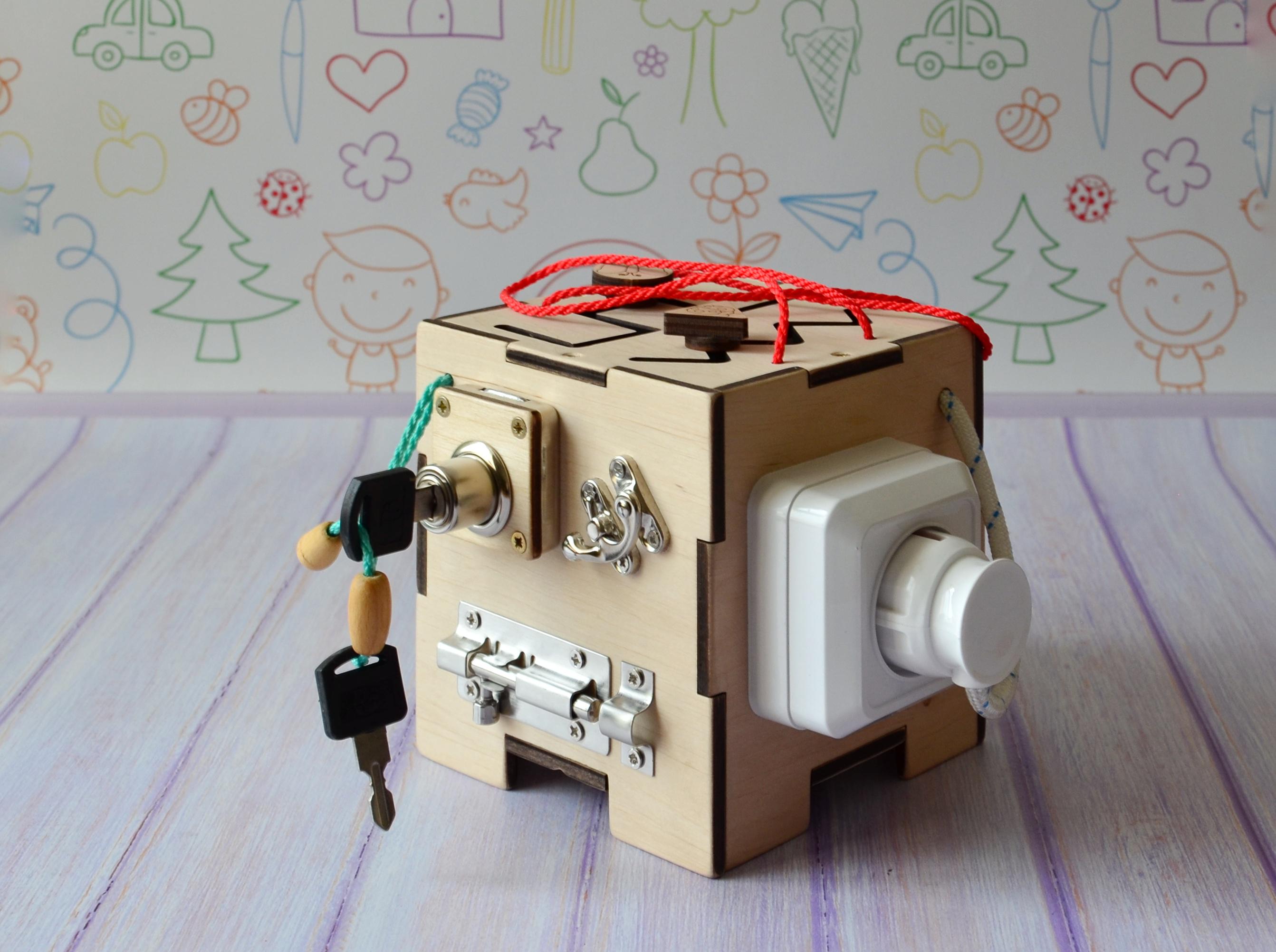 Бізікуб дитячий KolodaToys Mini 12х12х12 см Різнокольоровий (1212с)