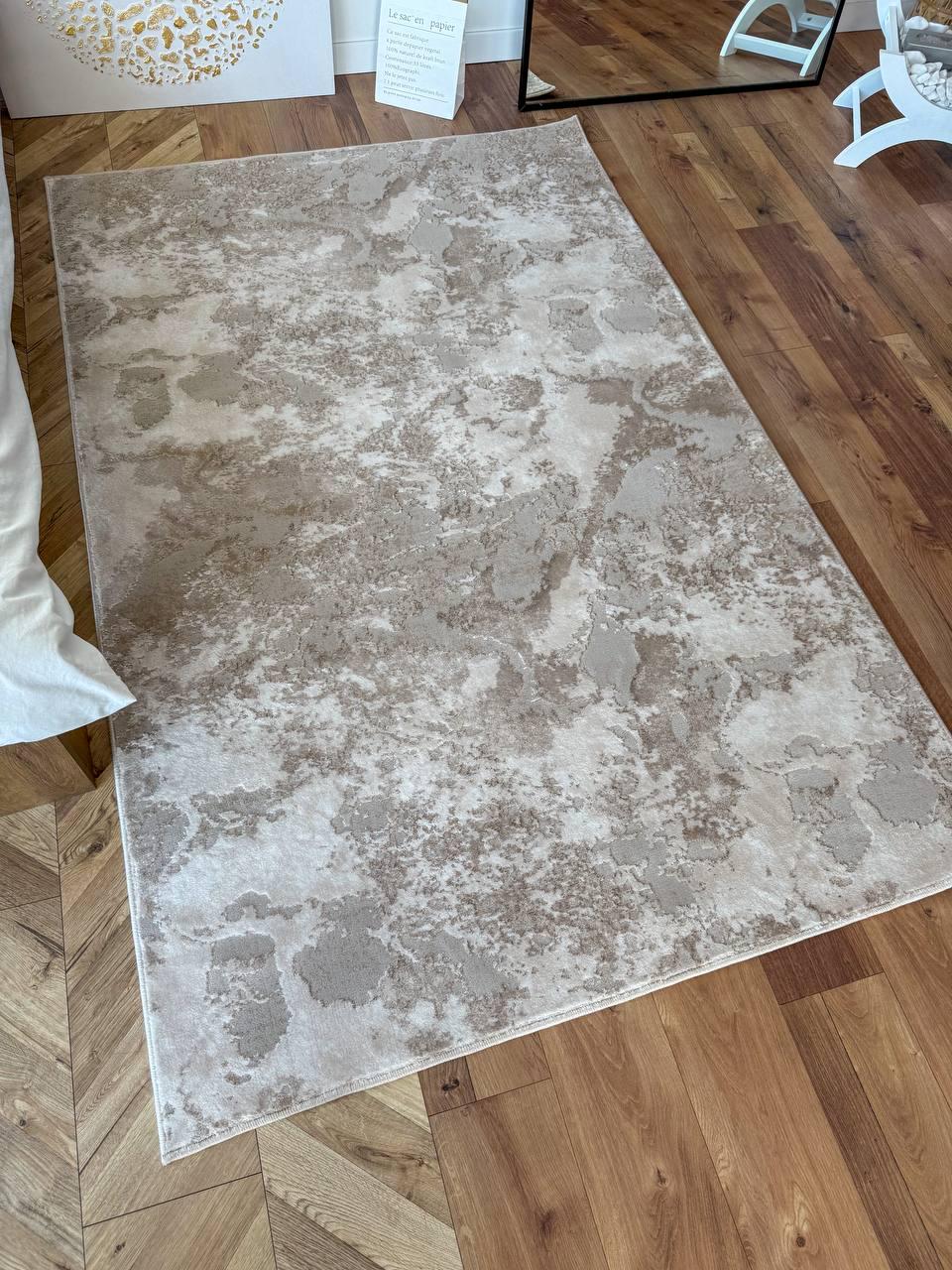 Ковер прямоугольный с абстрактным узором 120x180 см Кремовый