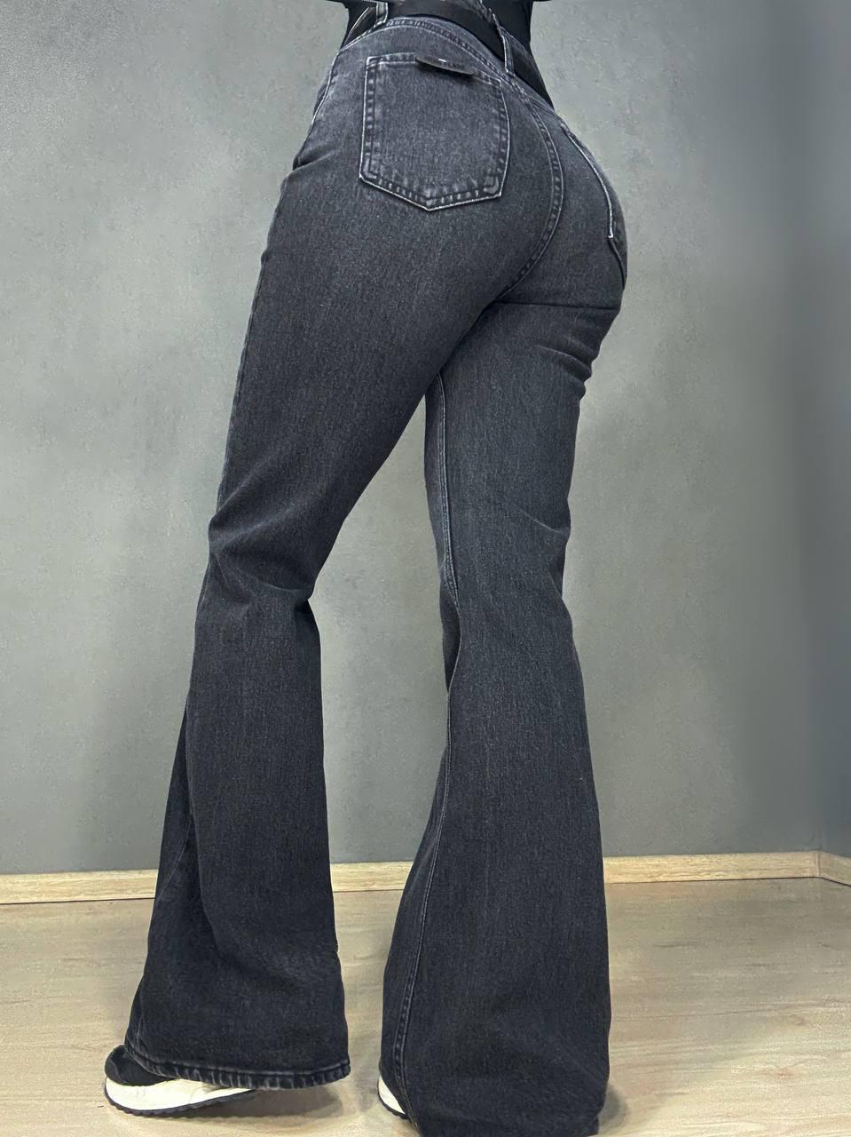 Джинси жіночі Cracpot 1563 кльош mom flare з ременем р. 28 Чорний (5521) - фото 2 Джинси жіночі Cracpot 1563 кльош mom flare з ременем р. 28 Чорний (5521) - фото 2