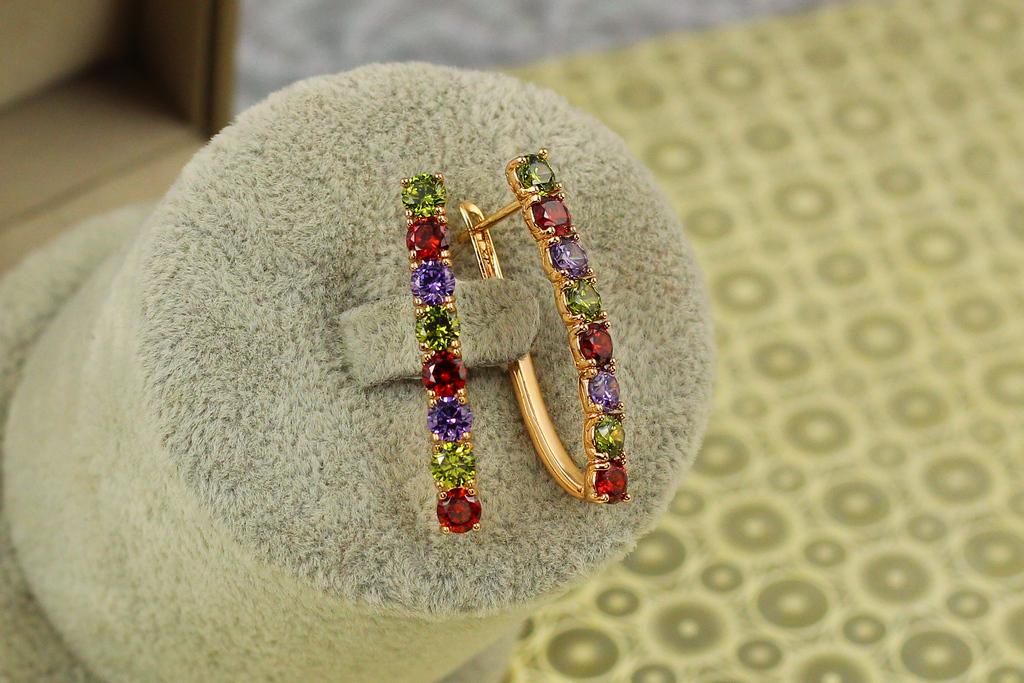 Серьги Xuping Jewelry дорожка с крупными темными камнями 3,3 см Золотистый (26256679)