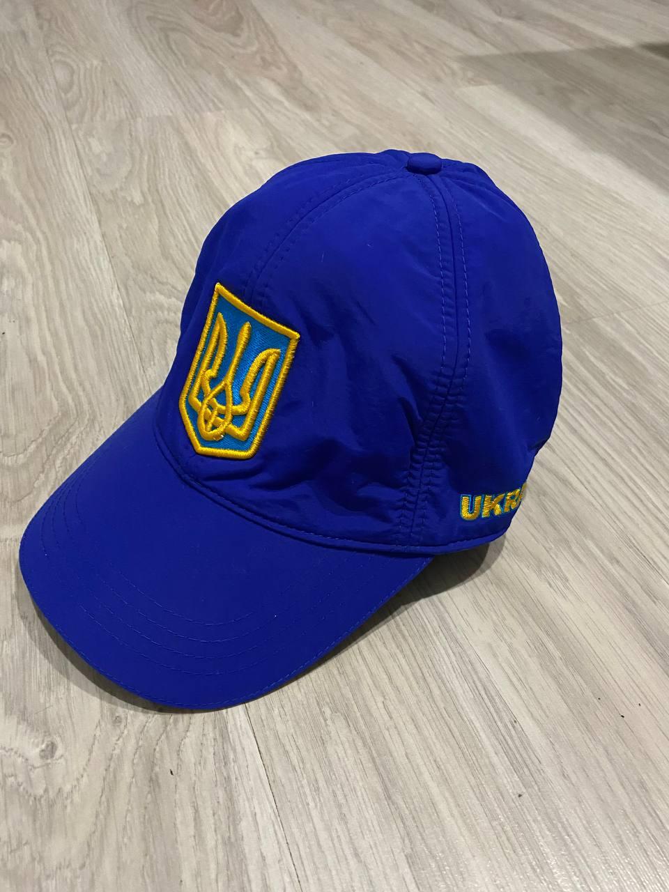 Кепка с ушками теплая Герб Украины р. 58 Кепка с ушками теплая Герб Украины р. 58