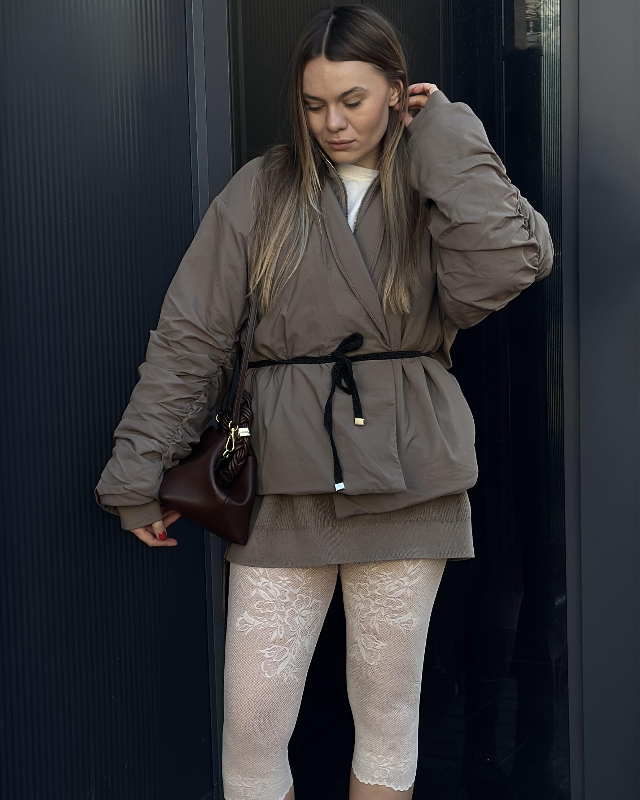 Куртка жіноча демісезона ZF Inspire 1013 на запах з поясом та широкими рукавами S-М Коричневий (1013-Кор-S-М) - фото 6 Куртка жіноча демісезона ZF Inspire 1013 на запах з поясом та широкими рукавами S-М Коричневий (1013-Кор-S-М) - фото 6