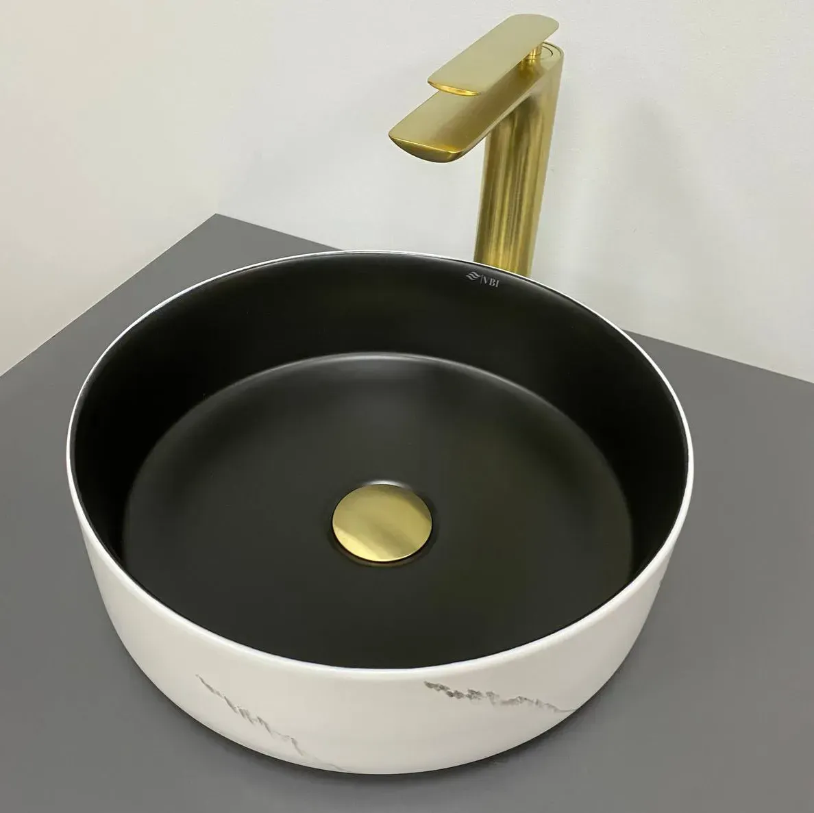 Умывальник накладной VBI PRATO 355x355 мм White/Black Marble Matt (VBI-011409)