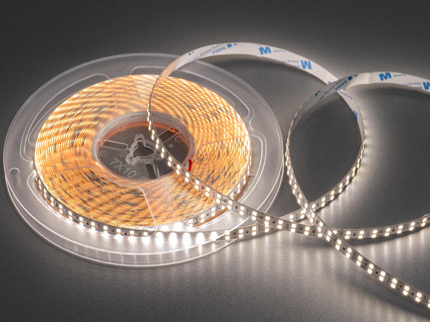 Светодиодная лента 24 В 240 диодов на метр 10 мм Нейтральный Белый (P24-2835-240-NW-20-10) - фото 1