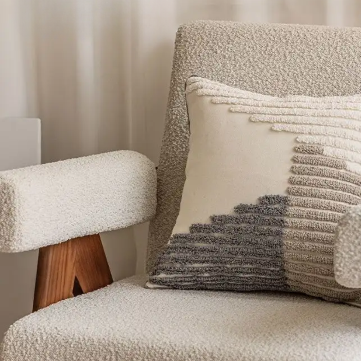 Наволочка декоративная хлопок с эффектным объемным узором квадратная с кисточками 45х45 см Белый с серым (60082) - фото 7 Наволочка декоративная хлопок с эффектным объемным узором квадратная с кисточками 45х45 см Белый с серым (60082) - фото 7