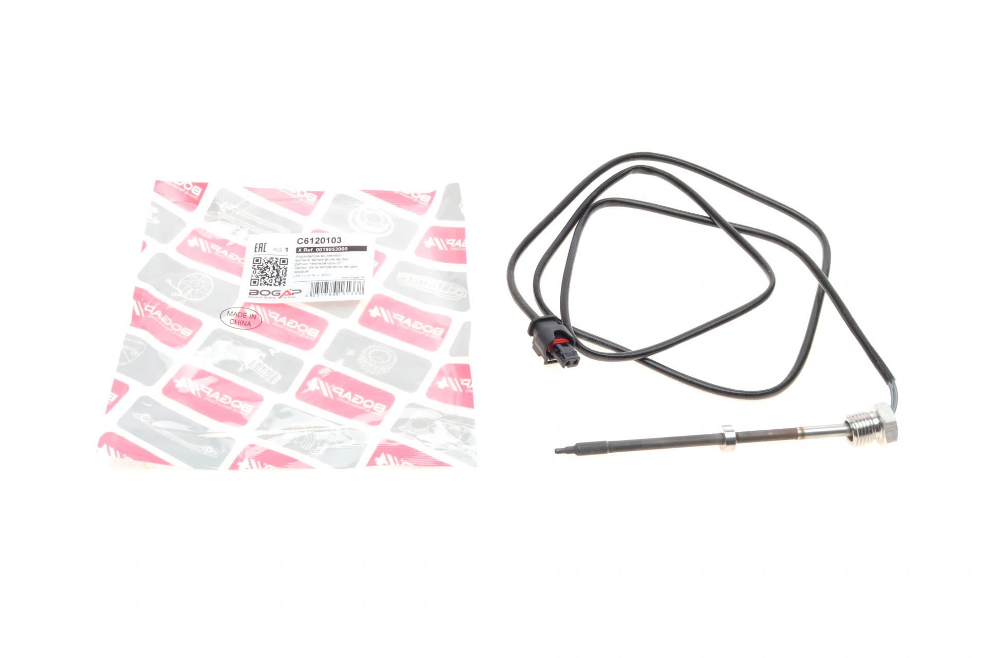 Датчик BOGAP температуры ВГ Mercedes C-class W204/ E-class W211 2.1D/3,0D/4,0D 03- OM646 (C6120103)