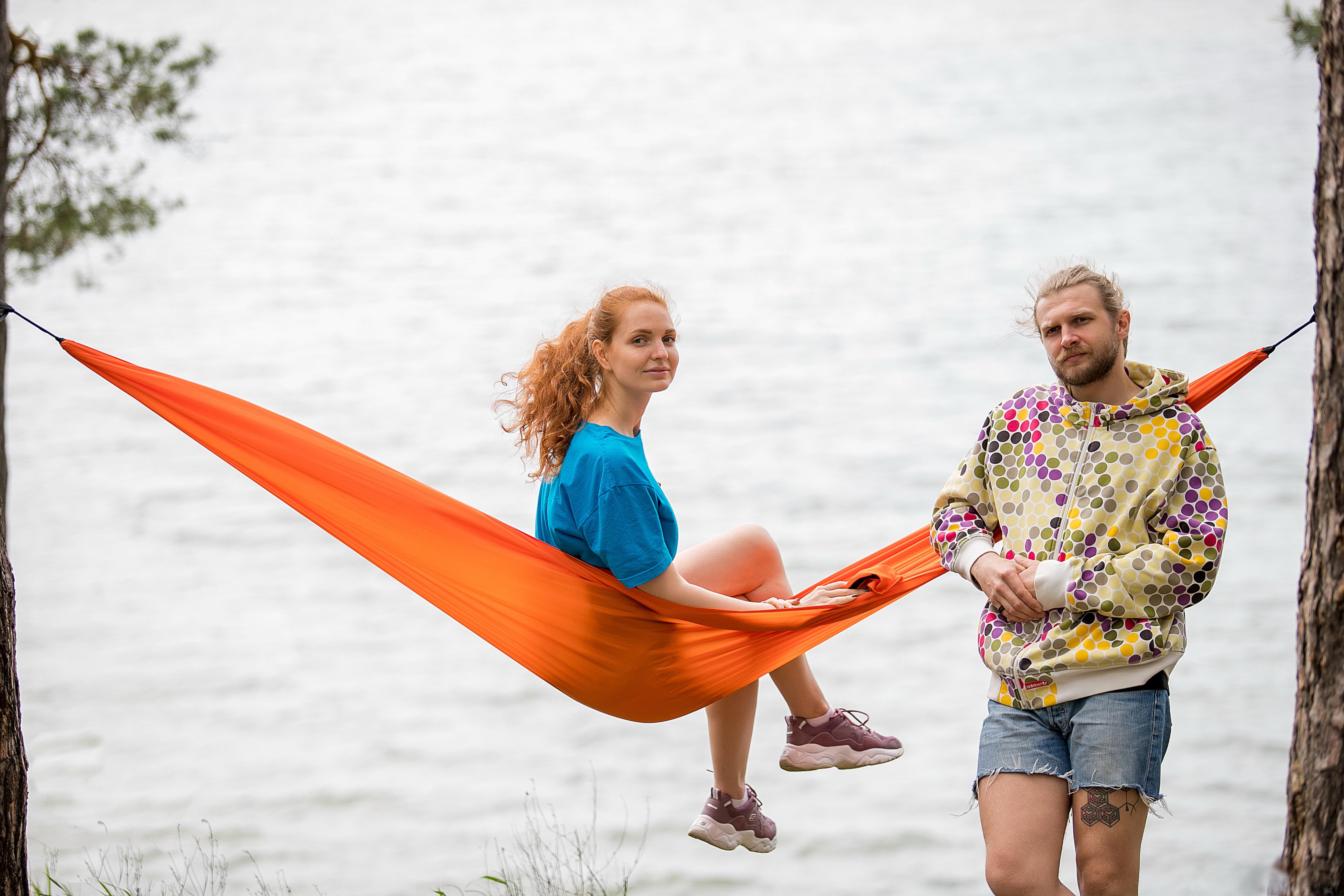 Гамак подвесной двухместный/туристический Eco на 180 кг с чехлом и креплениями 300х145 Оранжевый - фото 4 Гамак подвесной двухместный/туристический Eco на 180 кг с чехлом и креплениями 300х145 Оранжевый - фото 4