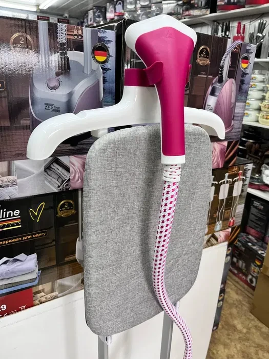 Відпарювач вертикальний Zepline ZP-129 для одягу стаціонарний для підлоги з вішалкою та дошкою 3000 W - фото 3 Відпарювач вертикальний Zepline ZP-129 для одягу стаціонарний для підлоги з вішалкою та дошкою 3000 W - фото 3