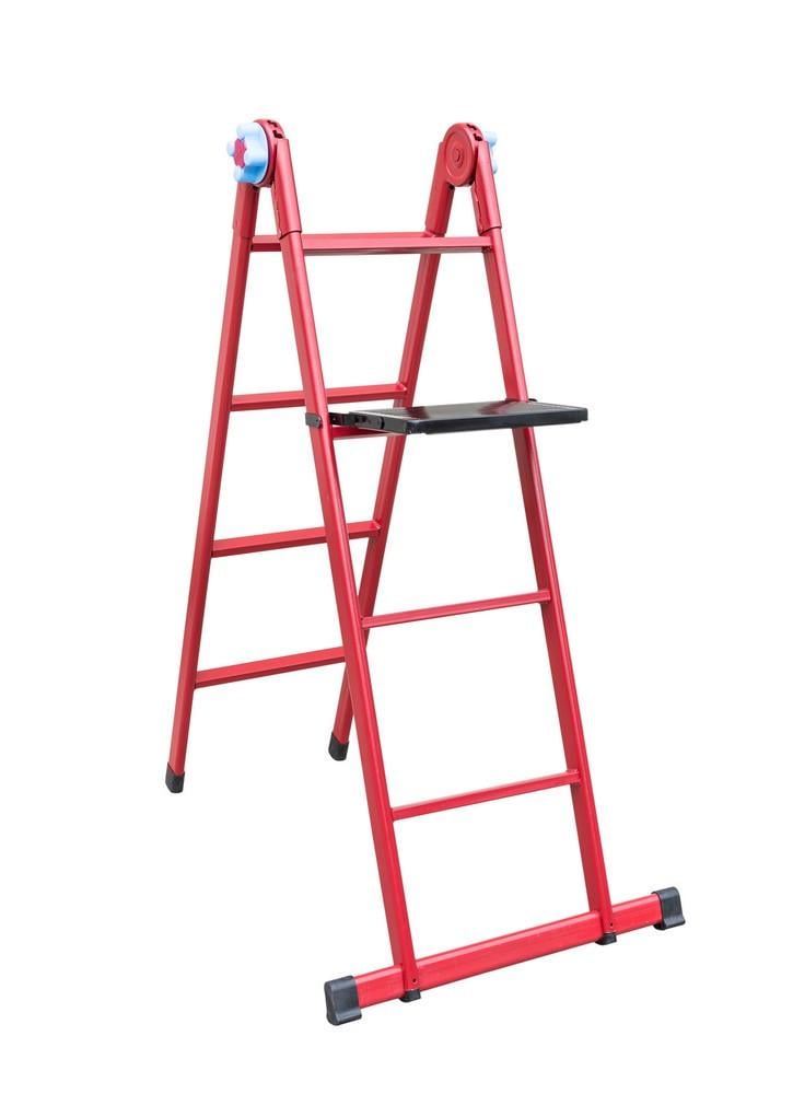 Лестница универсальная металлическая ХОЗЯЙСТВО 79-1014 4 ступени со столиком 1070-2500 мм до 150 кг (8173042)