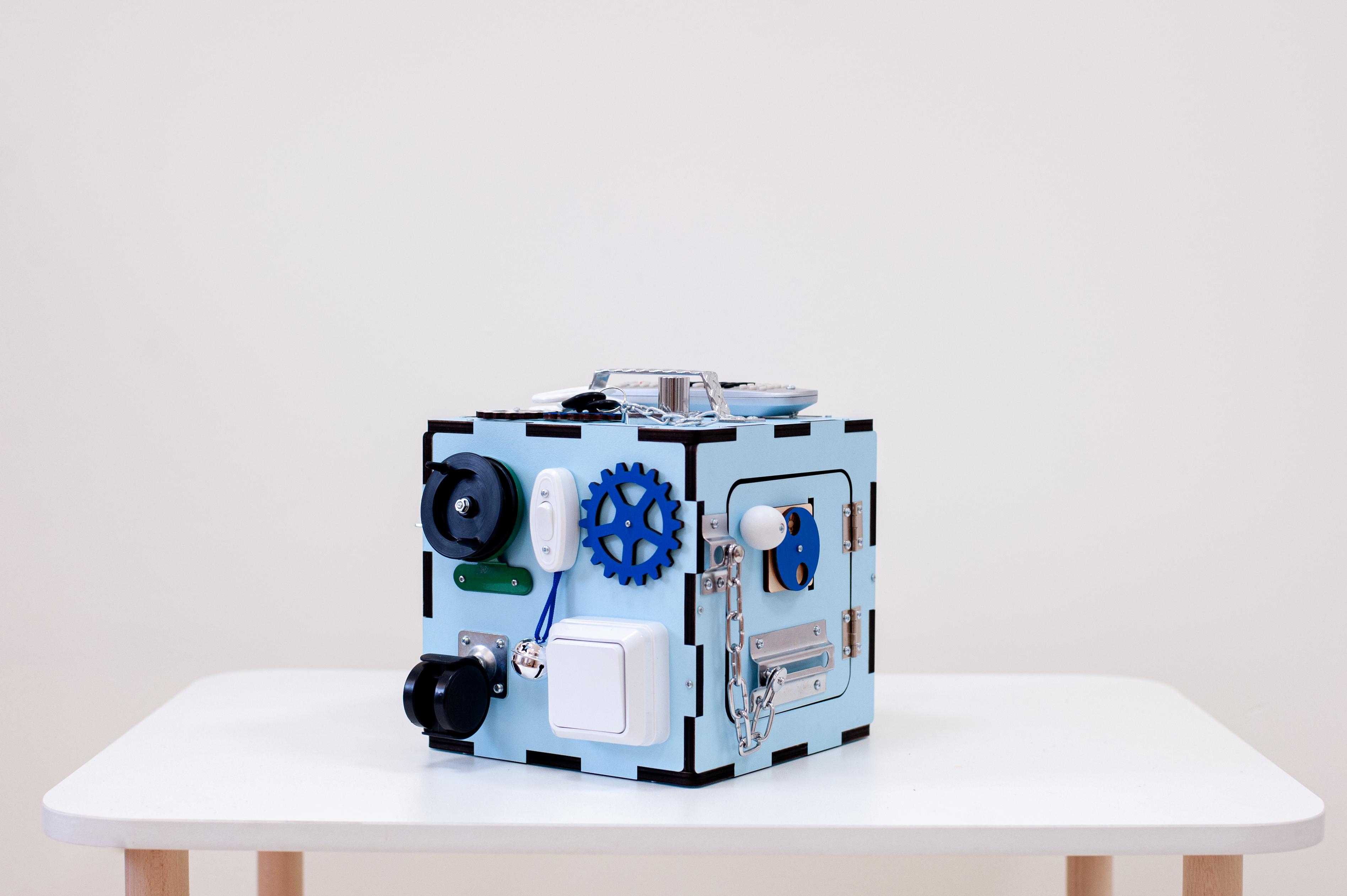 Бізікуб з дерева 25 ел. 20 см Синій (0004) - фото 5 Бізікуб з дерева 25 ел. 20 см Синій (0004) - фото 5