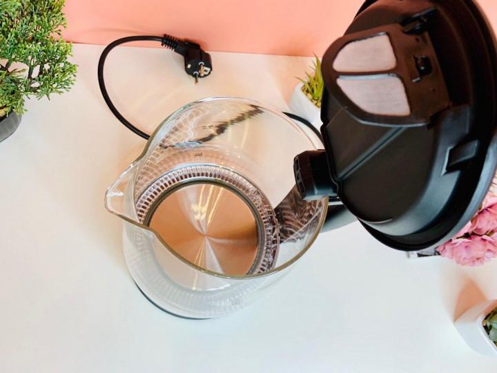 Електрочайник Rainberg RB-703 2 л 2200 Вт Чорний - фото 6 Електрочайник Rainberg RB-703 2 л 2200 Вт Чорний - фото 6