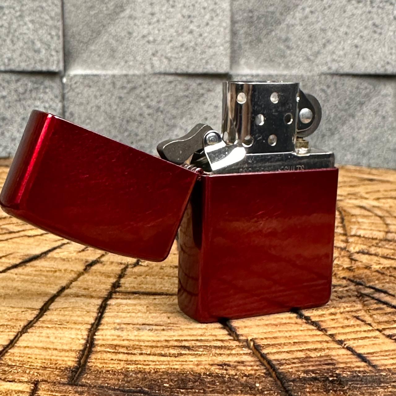 Зажигалка бензиновая ZIPPO Candy Apple в подарочной упаковке Red - фото 2