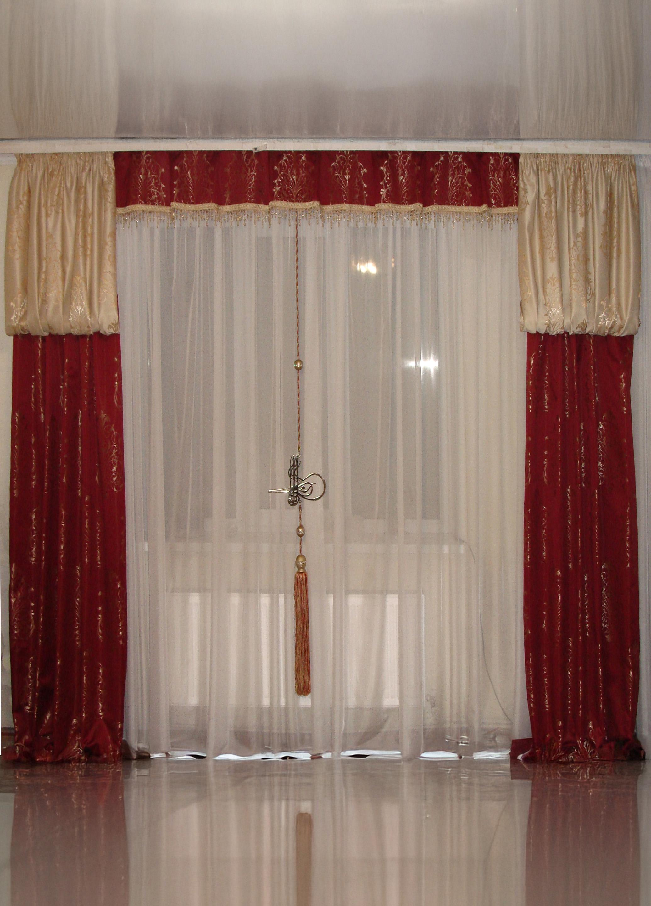 Комплект штор и ламбрекен со стеклярусом Firanka Damask карниз 300 см Терракотовый с золотистым (70_1_3м)