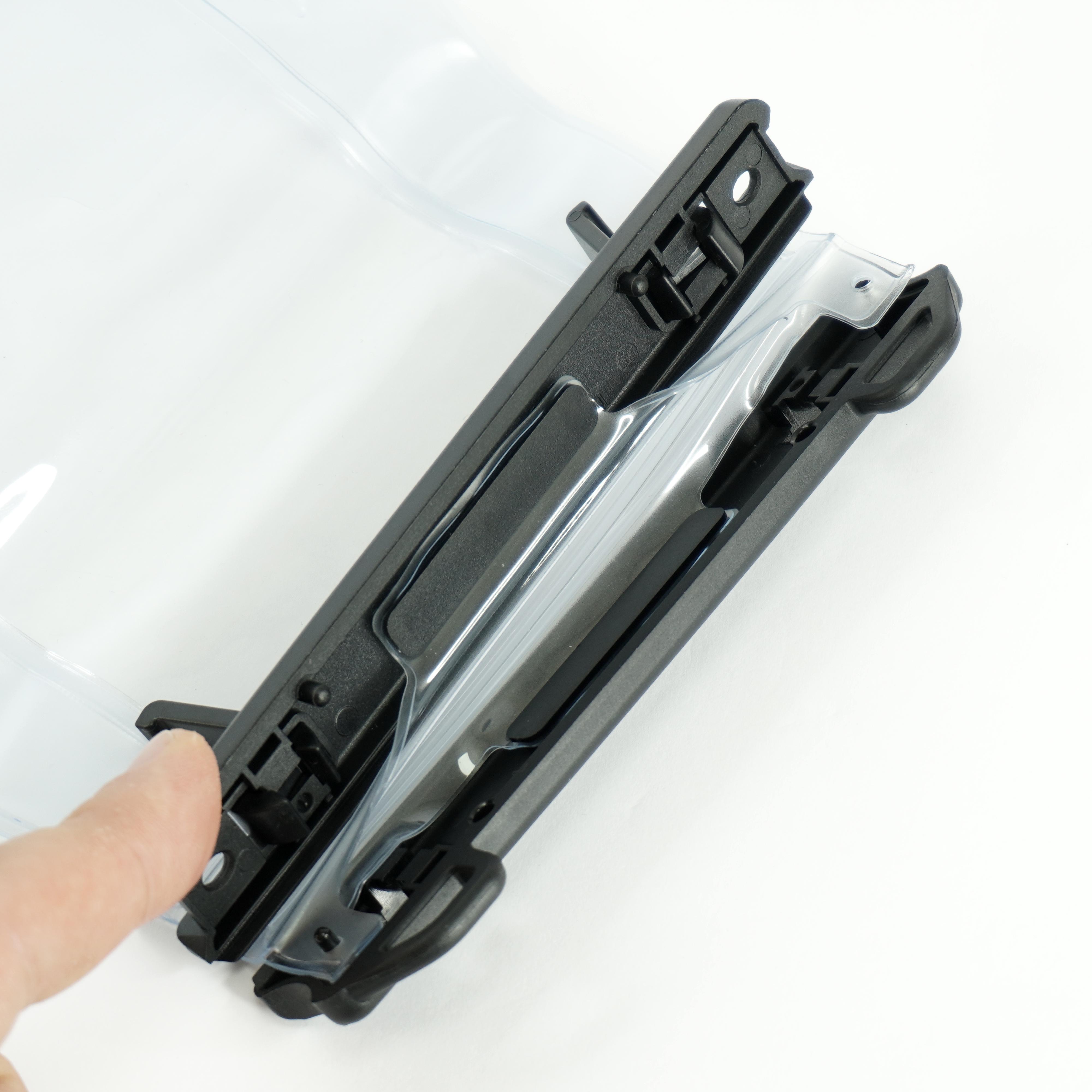 Водонепроницаемая сумка чехол для телефона, документов (021867) - фото 7 Водонепроницаемая сумка чехол для телефона, документов (021867) - фото 7