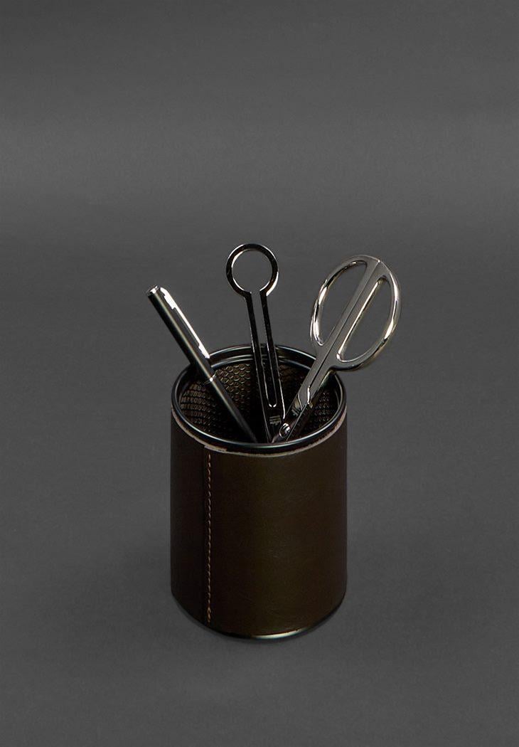 Стакан для ручек в кожаном чехле Темно-коричневый краст (A-027818) - фото 2 Стакан для ручек в кожаном чехле Темно-коричневый краст (A-027818) - фото 2