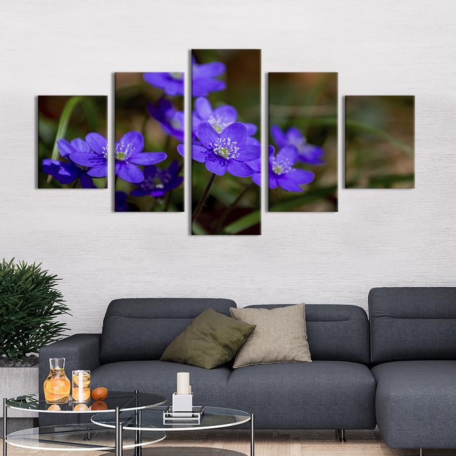 Картина на холсте Цветы с лазурными лепестками 162x80 см (828-52)