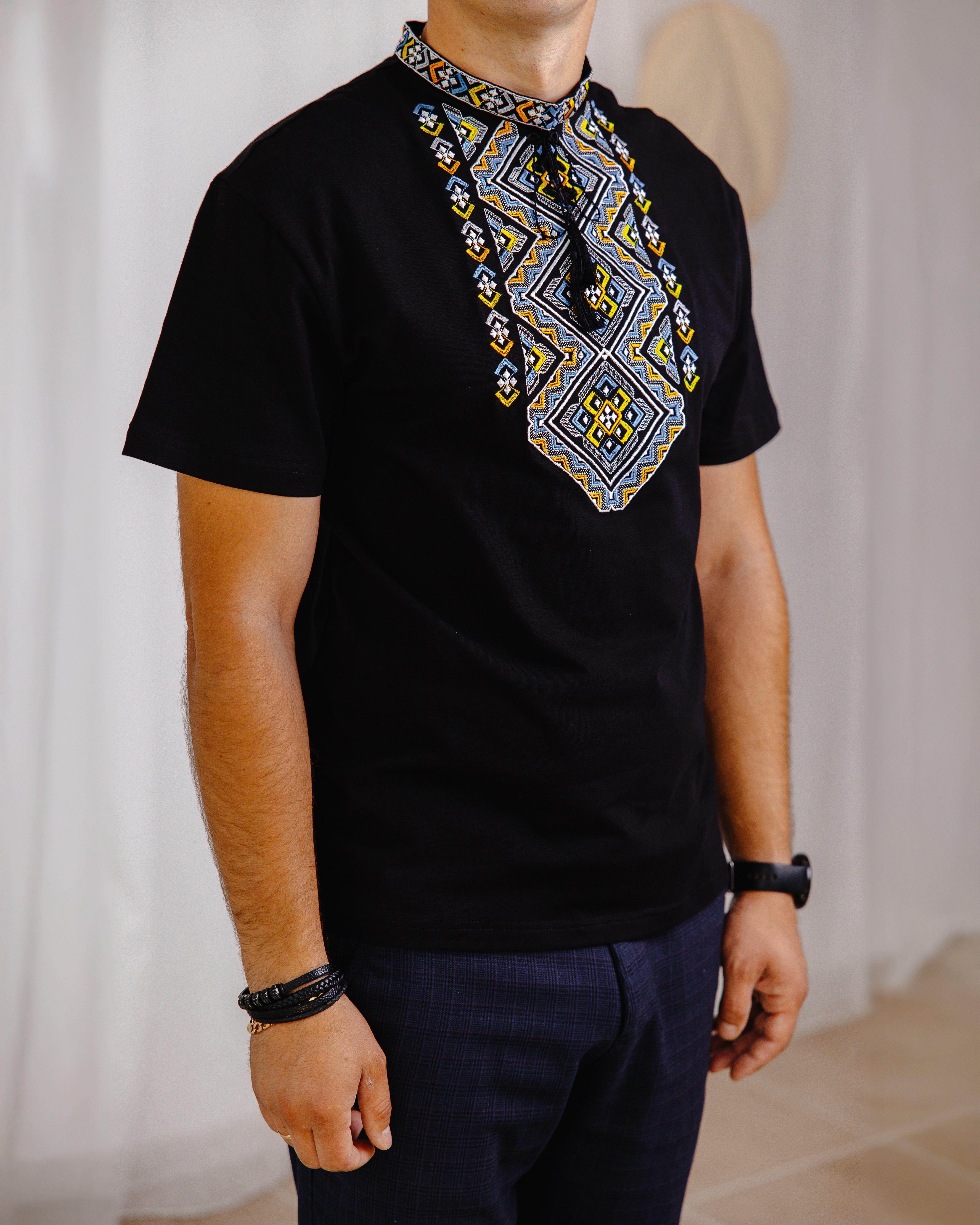 Футболка мужская с вышивкой Этника XL Черный (0002352-XL) - фото 5 Футболка мужская с вышивкой Этника XL Черный (0002352-XL) - фото 5