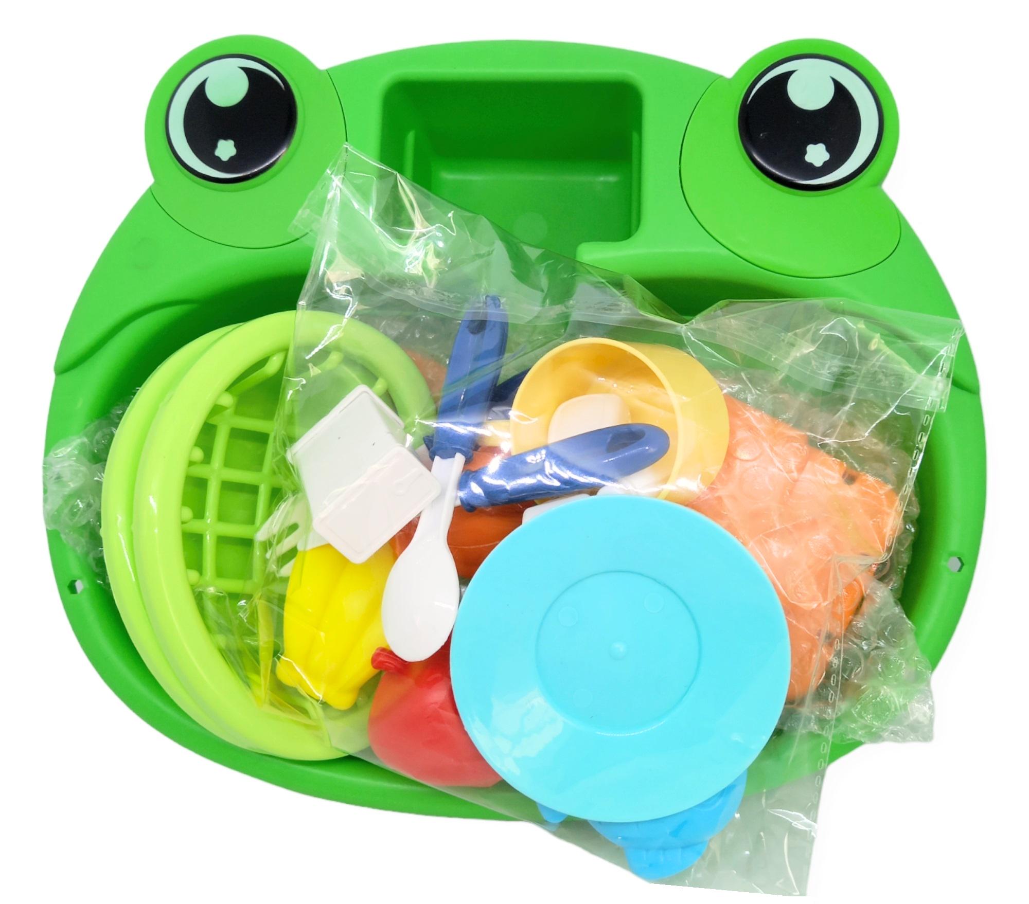 Мийка іграшкова з циркуляцією води дитяча з краном фруктами рибкою та посудом 17 деталей - фото 4 Мийка іграшкова з циркуляцією води дитяча з краном фруктами рибкою та посудом 17 деталей - фото 4