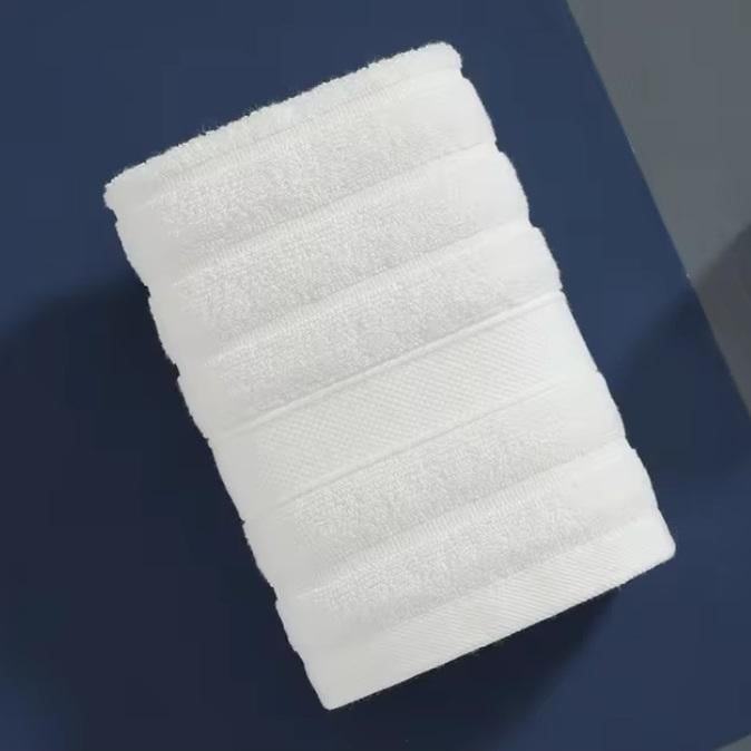 Набір рушників Soft Strip 3в1 140х70 см/74х34 см/74х34 см Білий (NR3in1WhiteStrip) - фото 4 Набір рушників Soft Strip 3в1 140х70 см/74х34 см/74х34 см Білий (NR3in1WhiteStrip) - фото 4