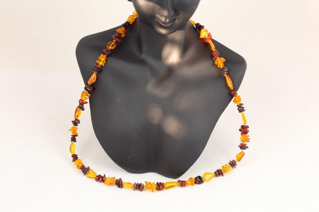 Бусы из натурального темного янтаря крошки 46 см (28748907)