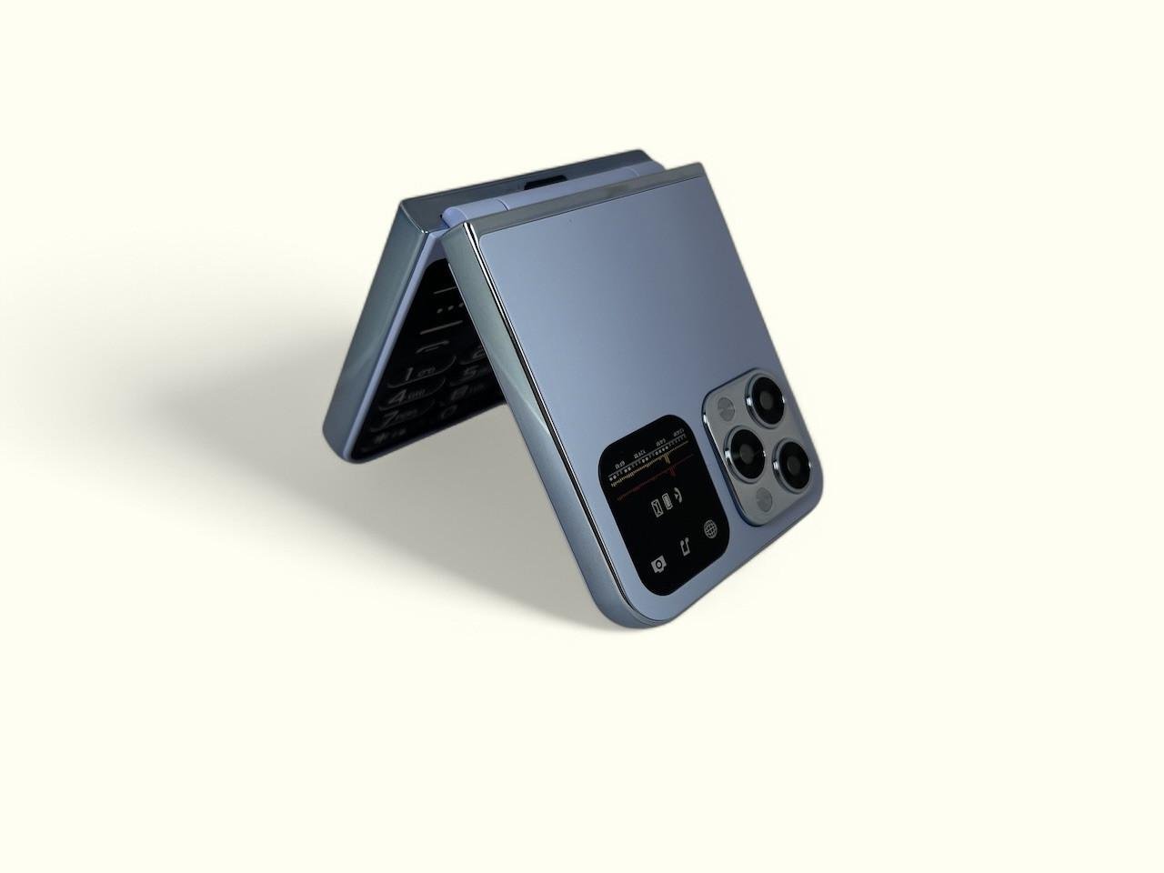 Кнопковий телефон складний мобільний SERVO Foldable Phone I16 Max 4SIM Блакитний - фото 5 Кнопковий телефон складний мобільний SERVO Foldable Phone I16 Max 4SIM Блакитний - фото 5