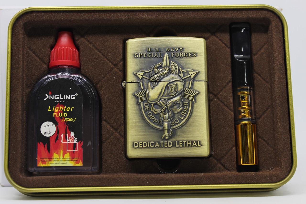 Набір з бензиновою запальничкою ZIPPO в залізному футлярі Skull №2-139/20-7 020 Gold (2729770051)