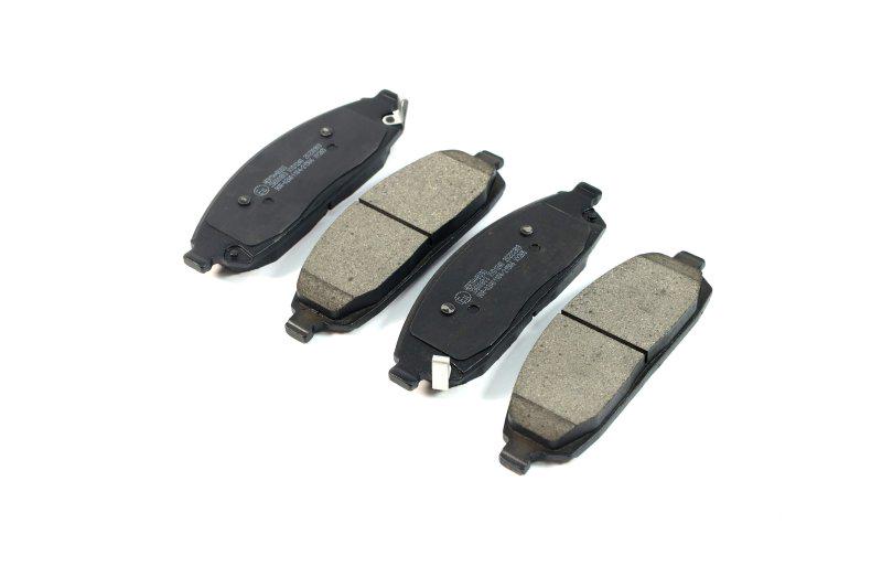 Колодки гальмівні дискові передні Jakoparts Jeep (J3600803)