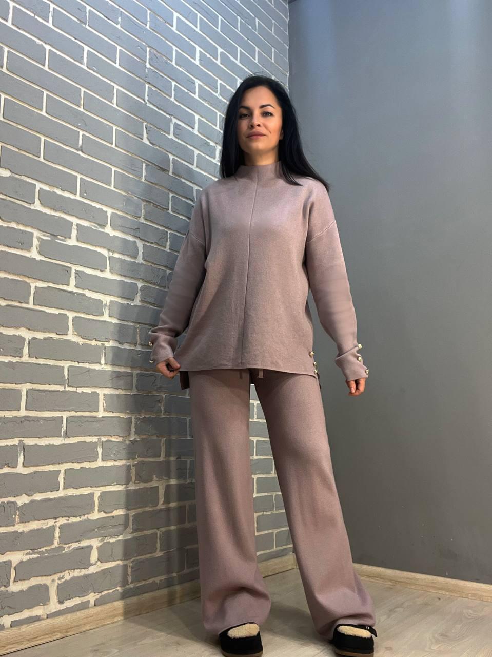 Костюм жіночий De Red 77029 в'язка брюки зі светром OS Пудровий (3159)