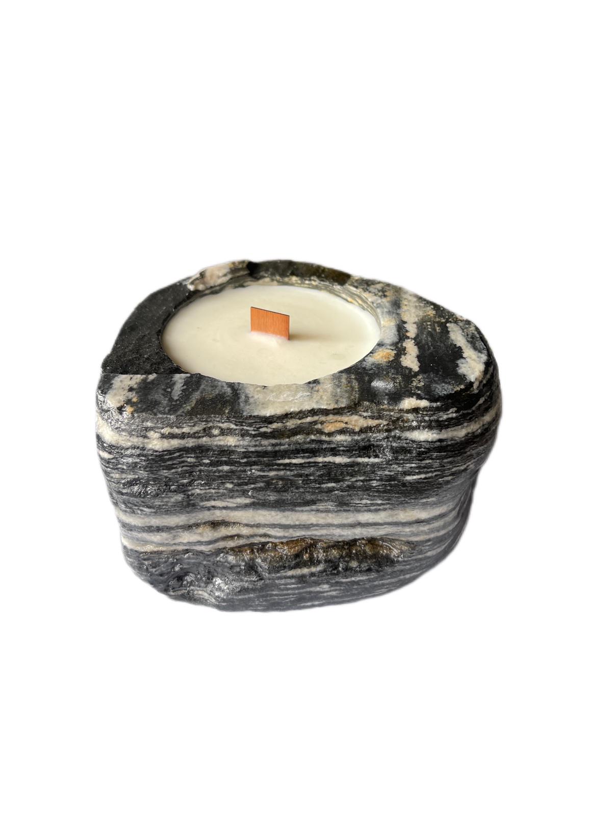 Свічка інтер'єрна ароматизована The КAМІНЬ Яблуко (29014026)