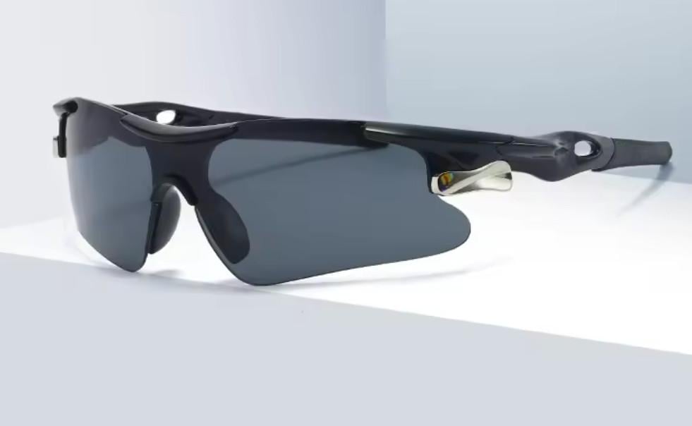 Солнцезащитные очки мужские спортивные Black/Grey (34967050)